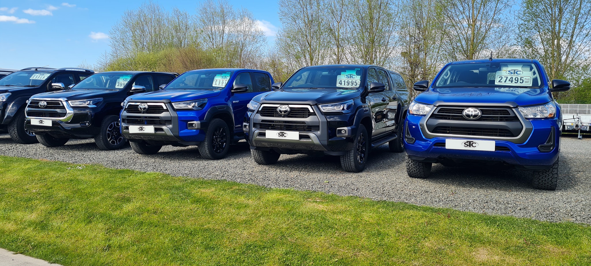 Vehicles - Pick-ups & Horseboxes