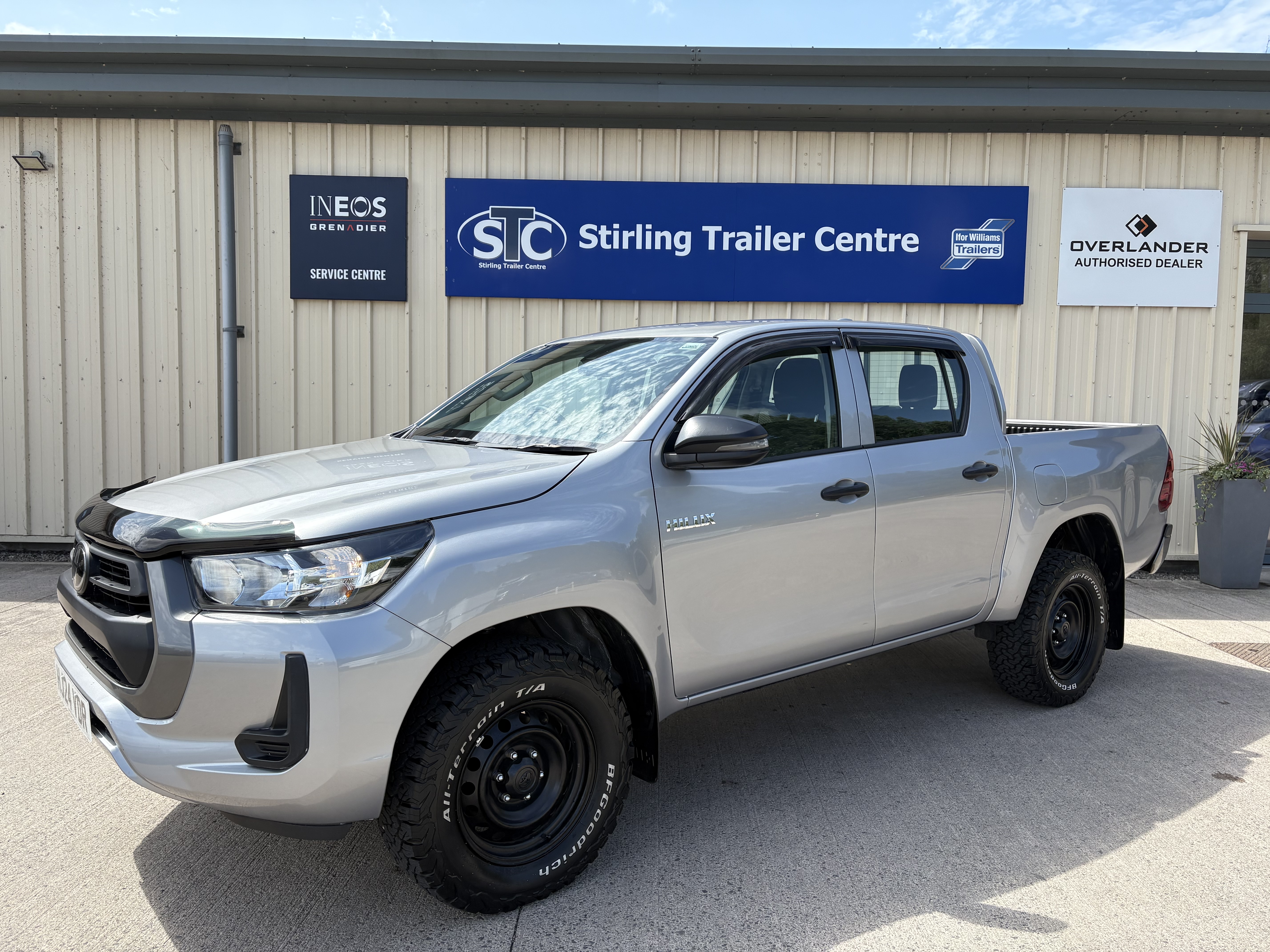 Alternative TOYOTA HILUX  image