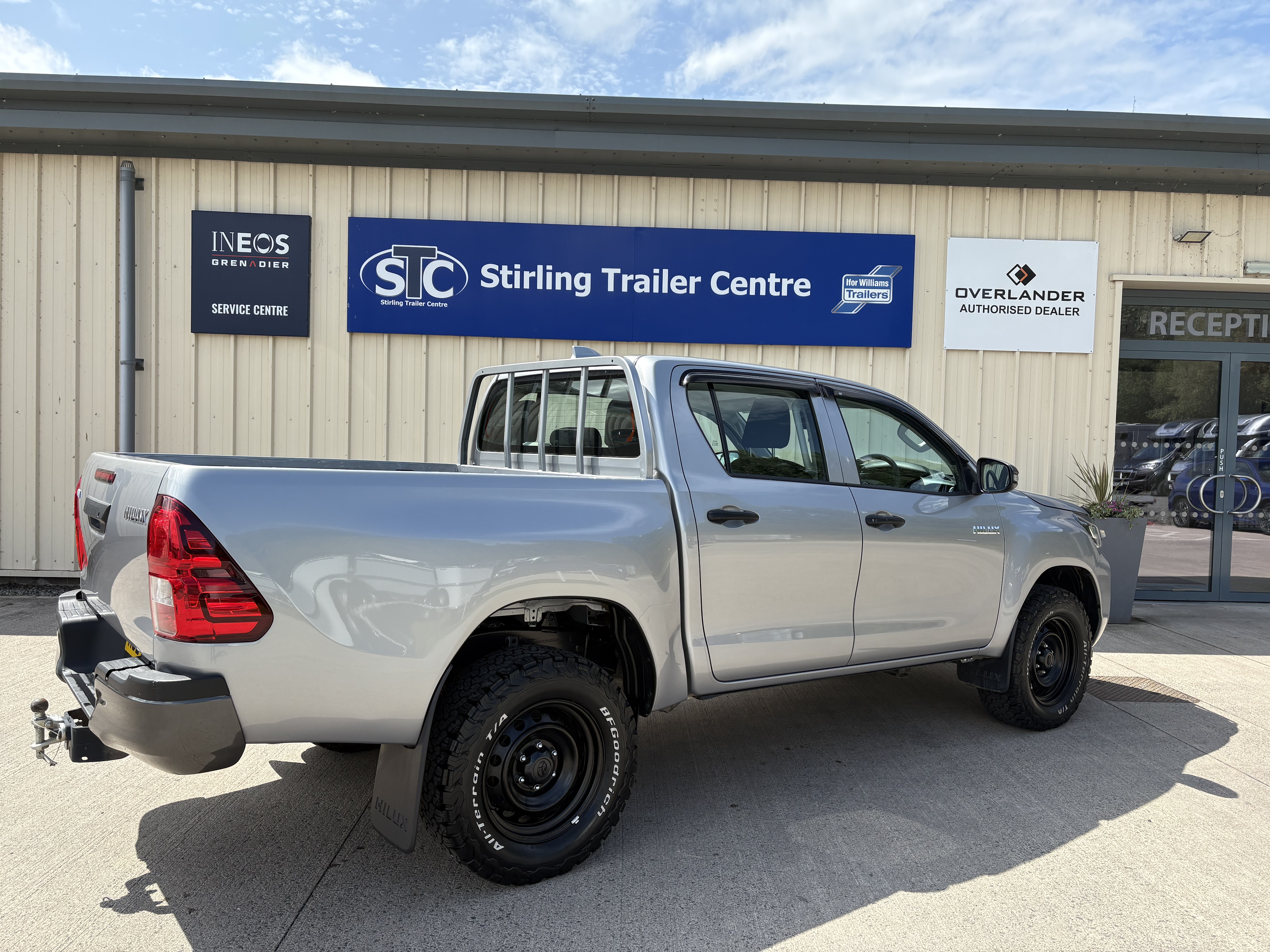 Alternative TOYOTA HILUX  image