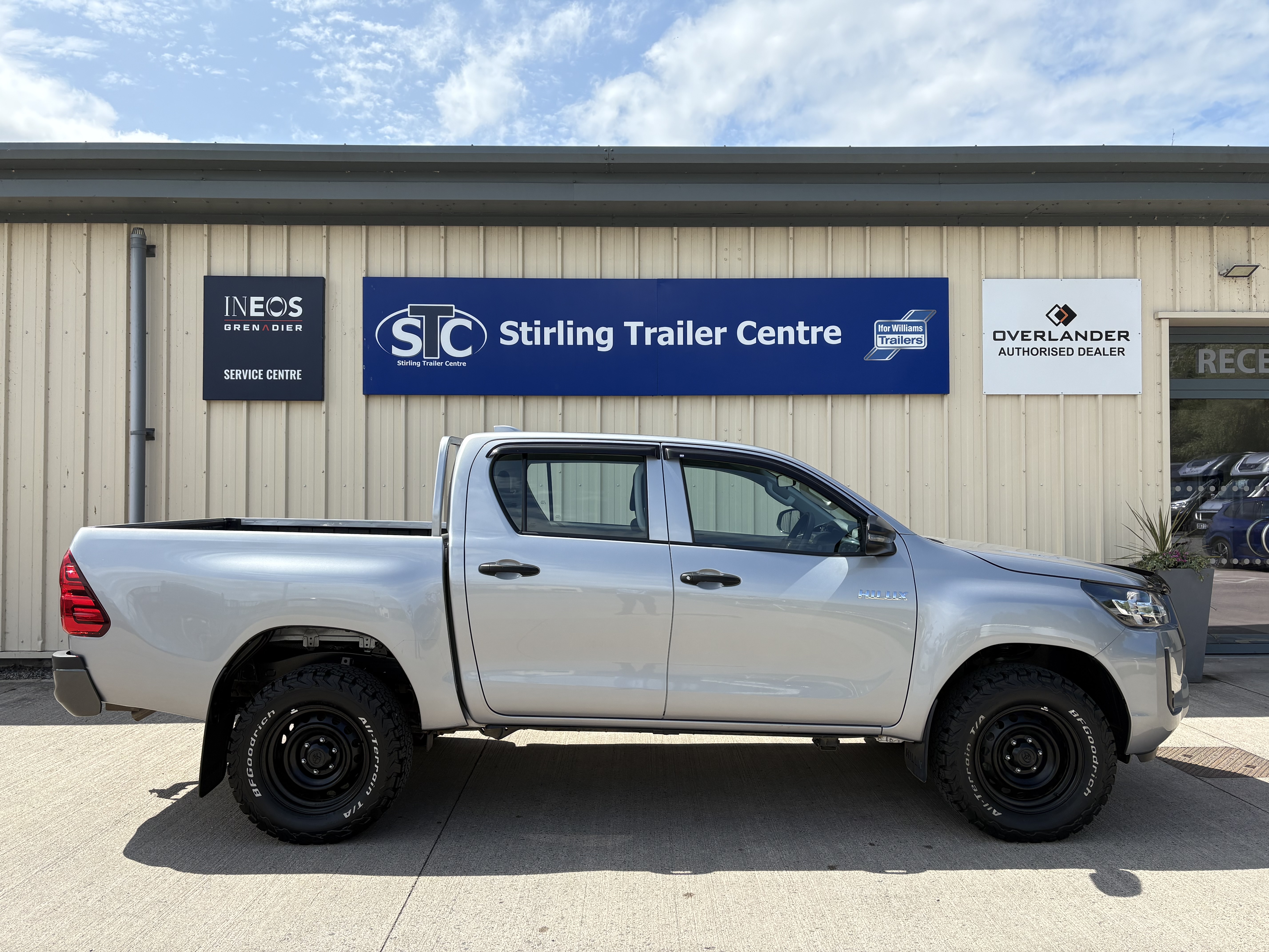 Alternative TOYOTA HILUX  image