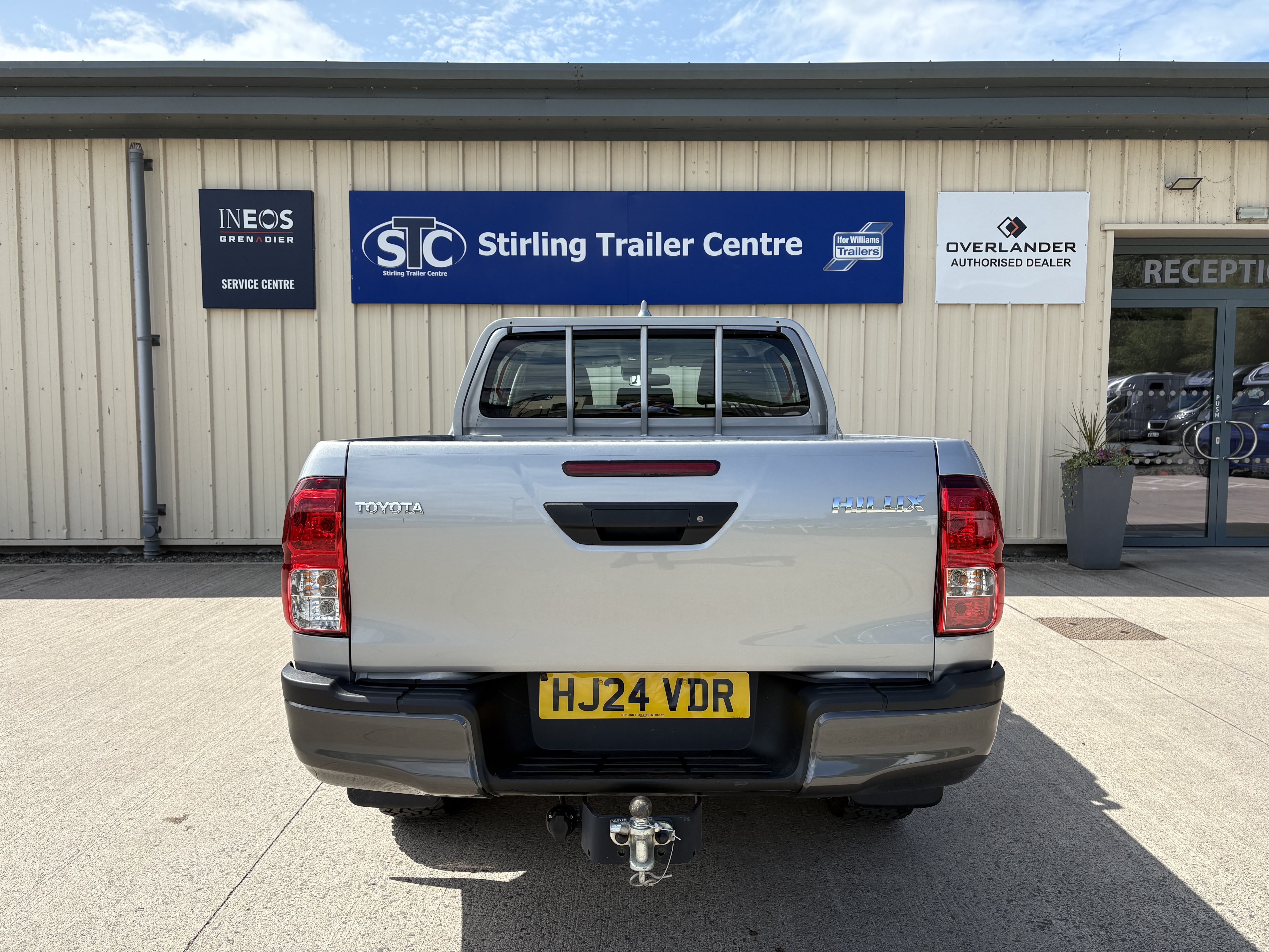 Alternative TOYOTA HILUX  image