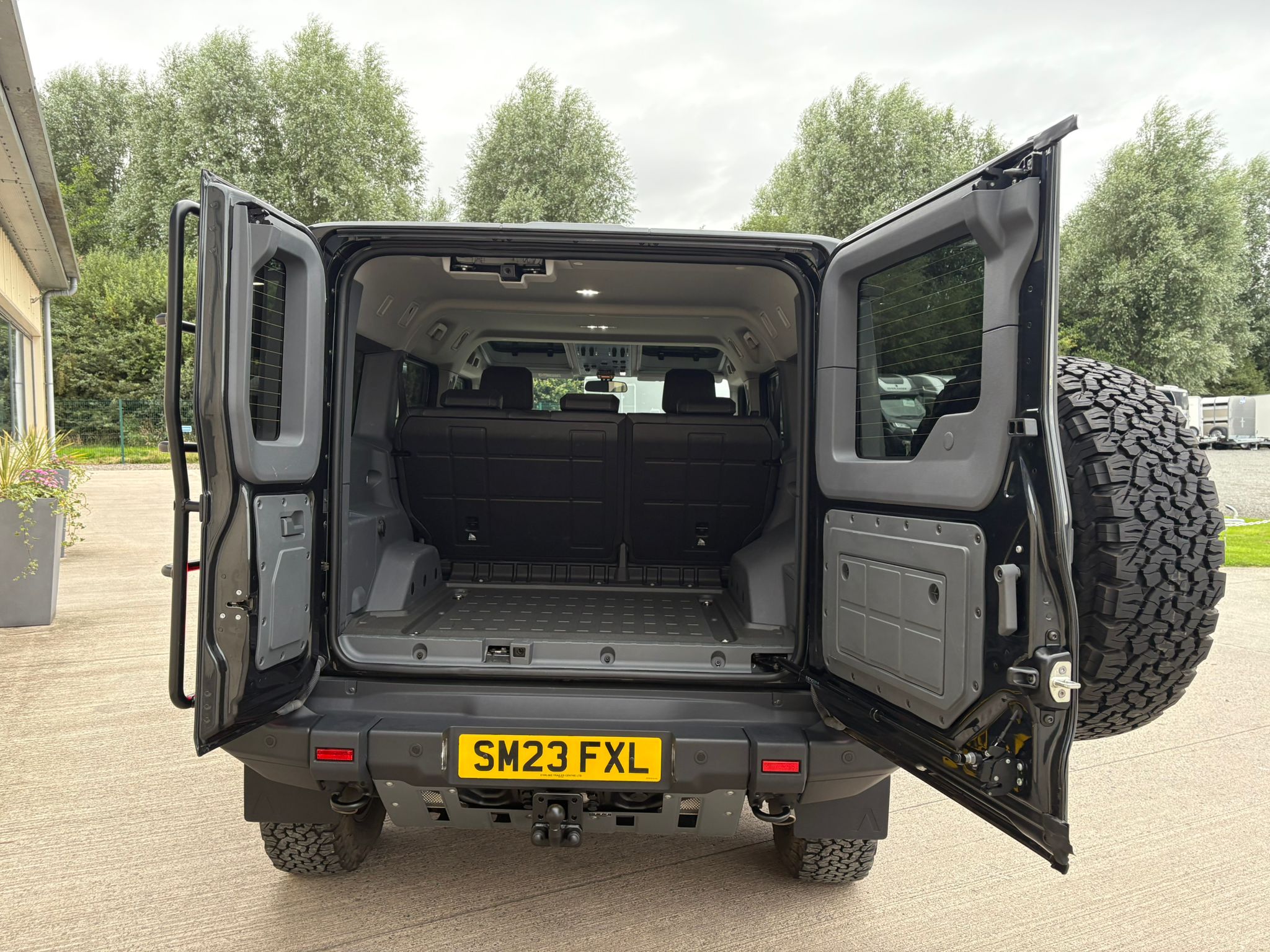 Alternative INEOS Grenadier FXL image