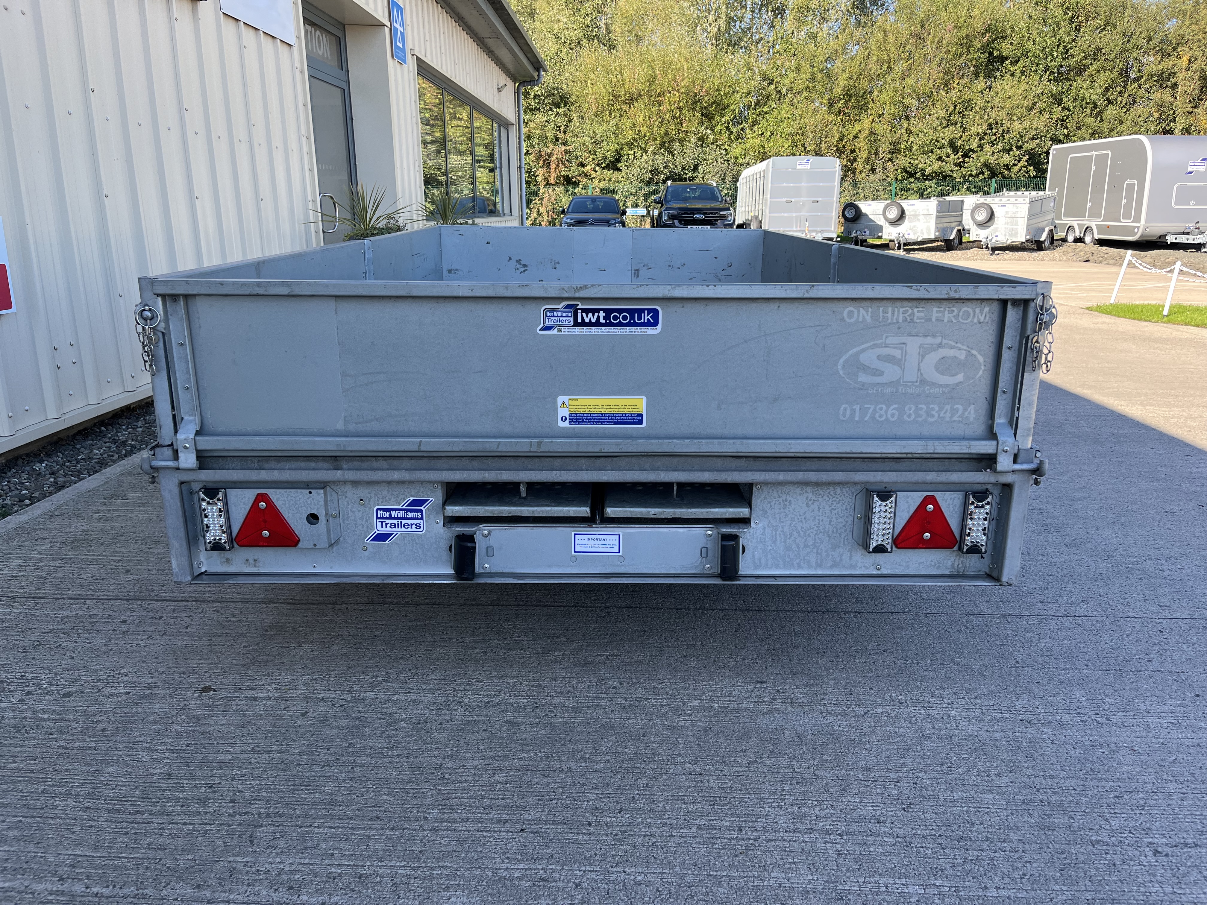 Alternative IFOR WILLIAMS 3983 image