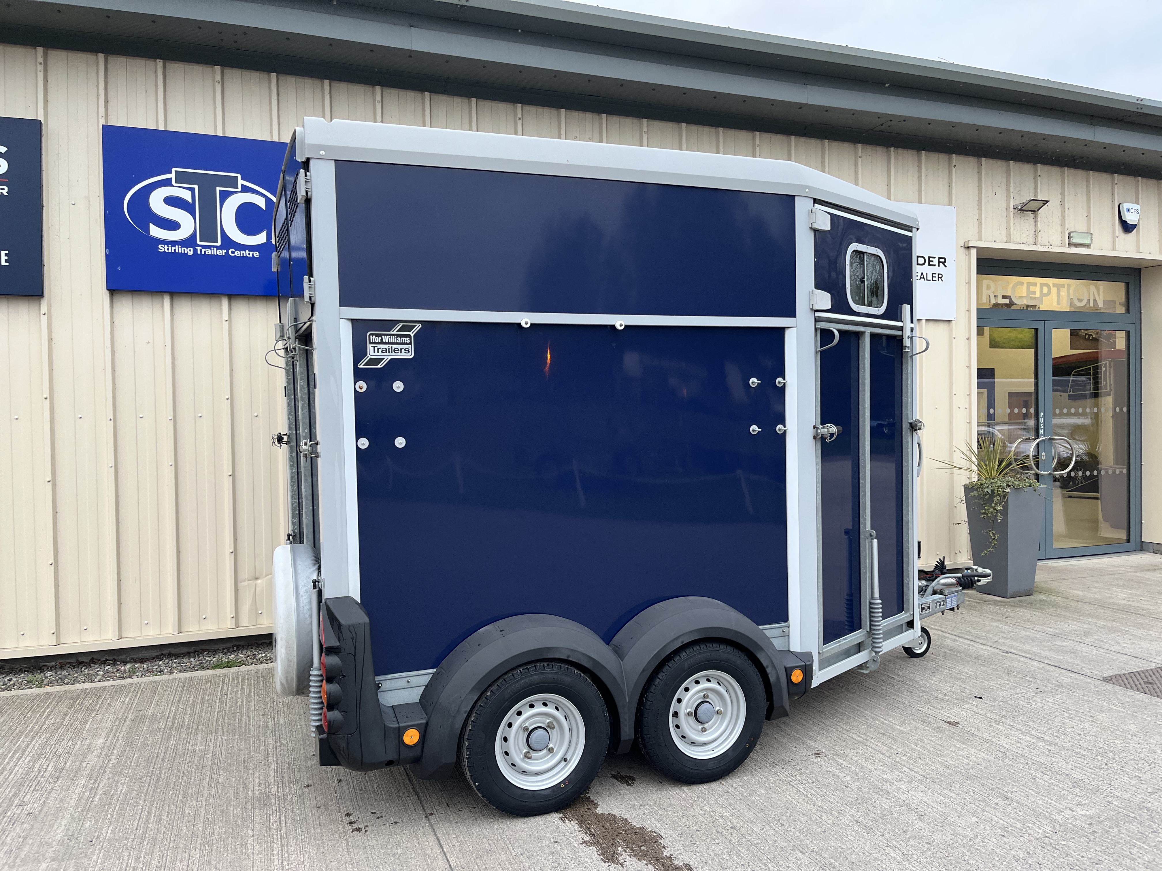 Alternative IFOR WILLIAMS HB506 image