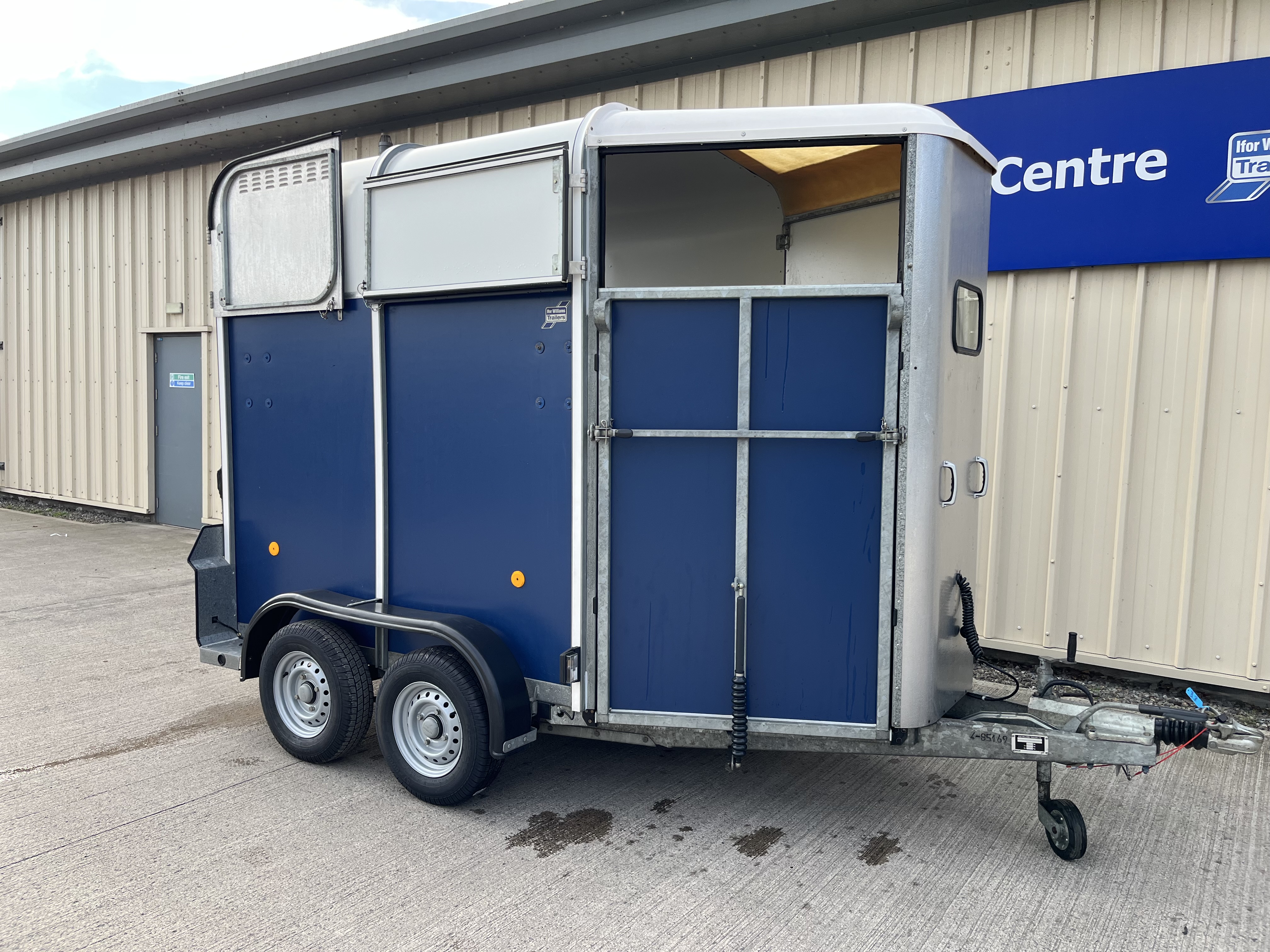 Alternative IFOR WILLIAMS HB505 image