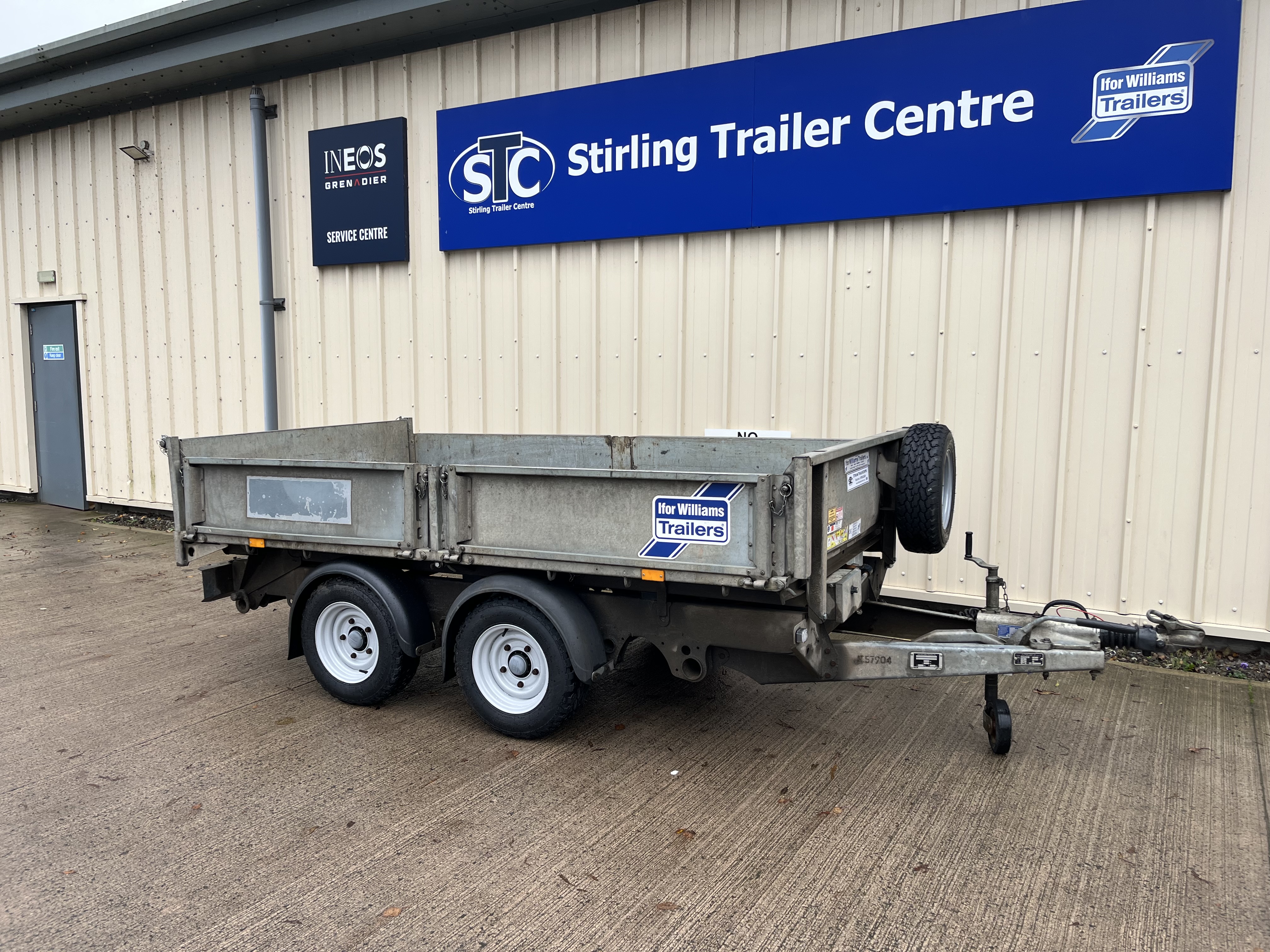 Alternative IFOR WILLIAMS TIPPER image