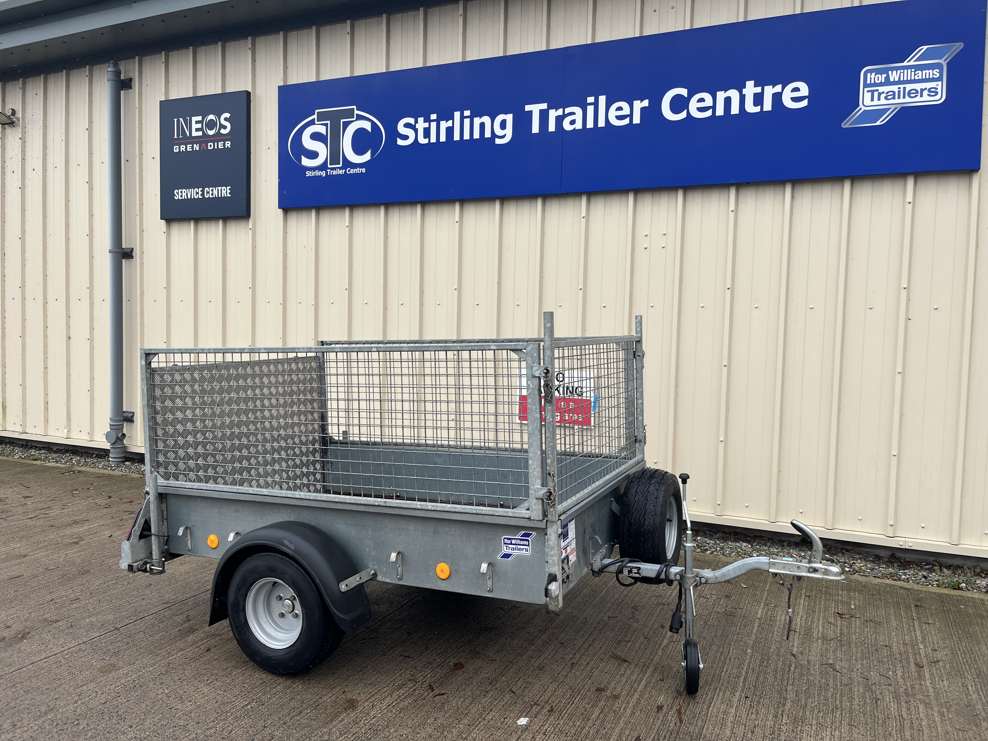 Alternative IFOR WILLIAMS P6e 4004 image