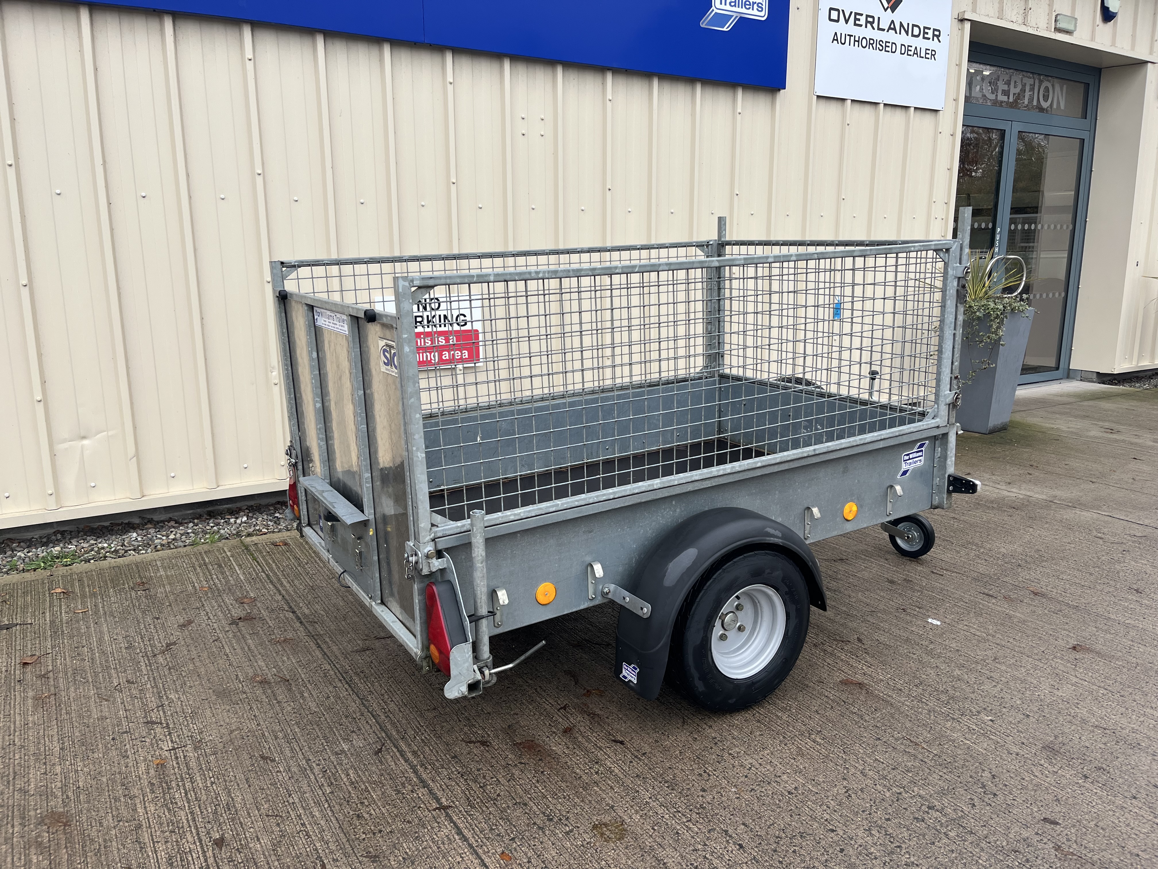 Alternative IFOR WILLIAMS P6e 4004 image