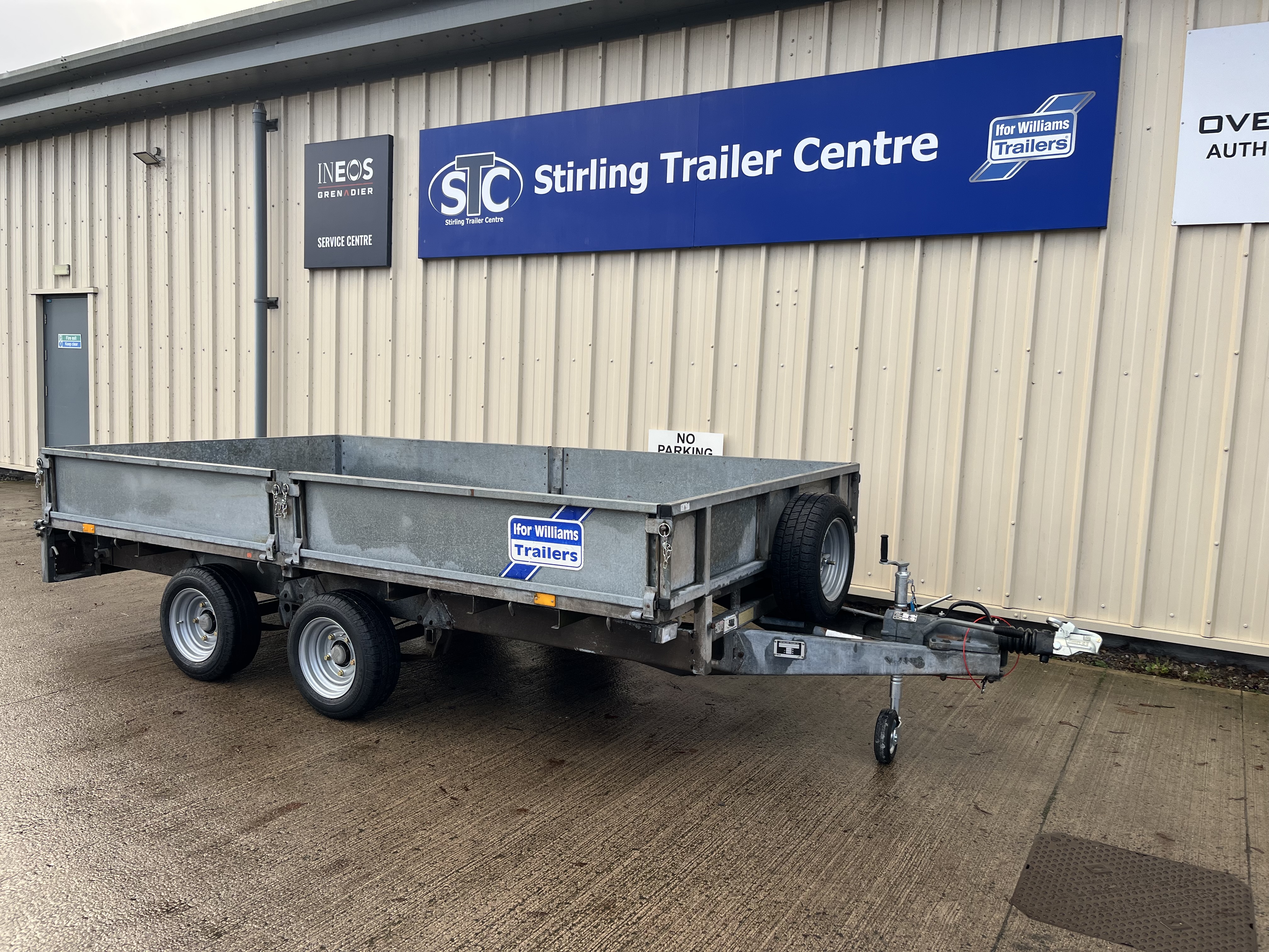 IFOR WILLIAMS LM126 285911