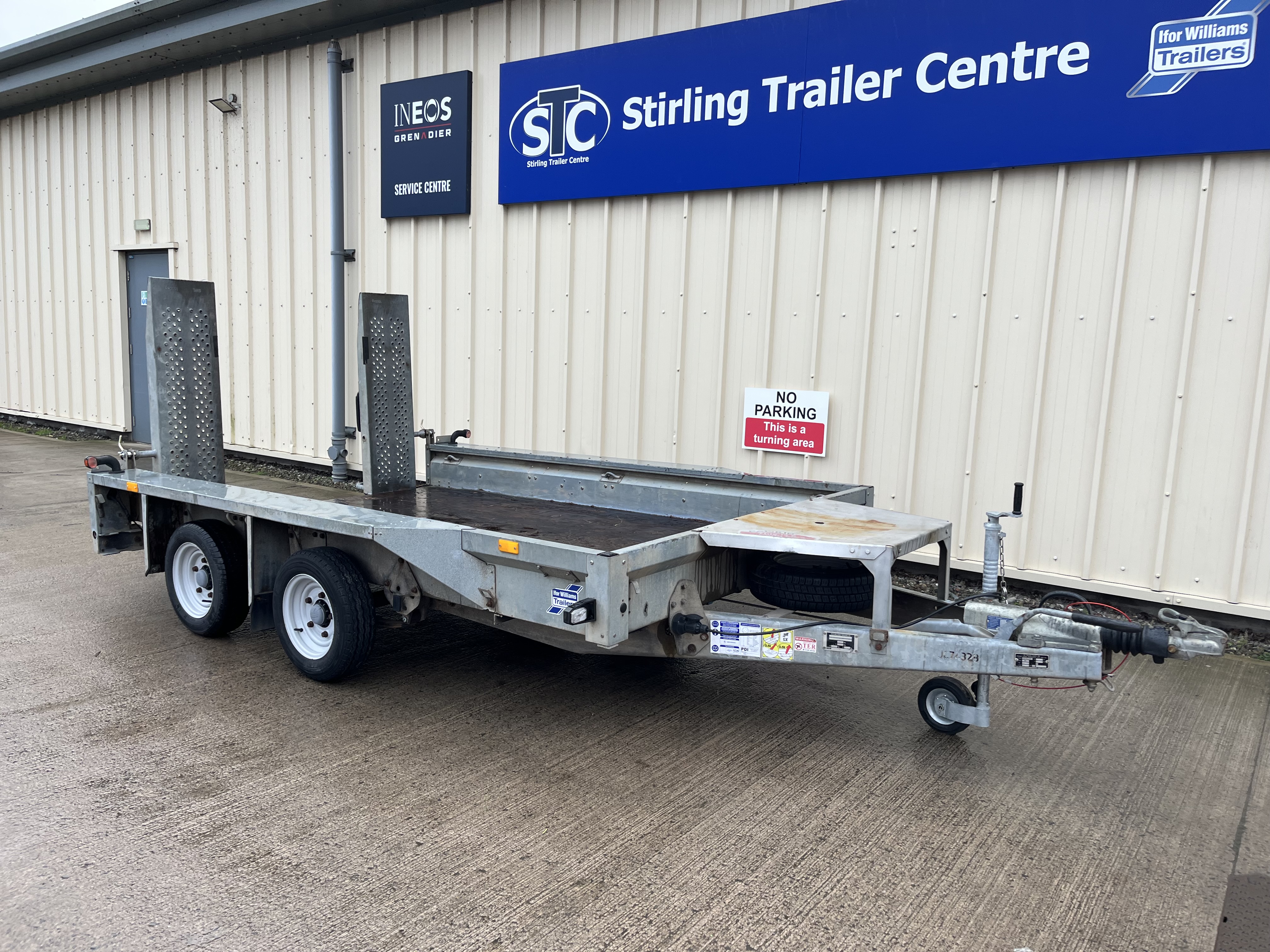 Alternative IFOR WILLIAMS GX106 1047 image