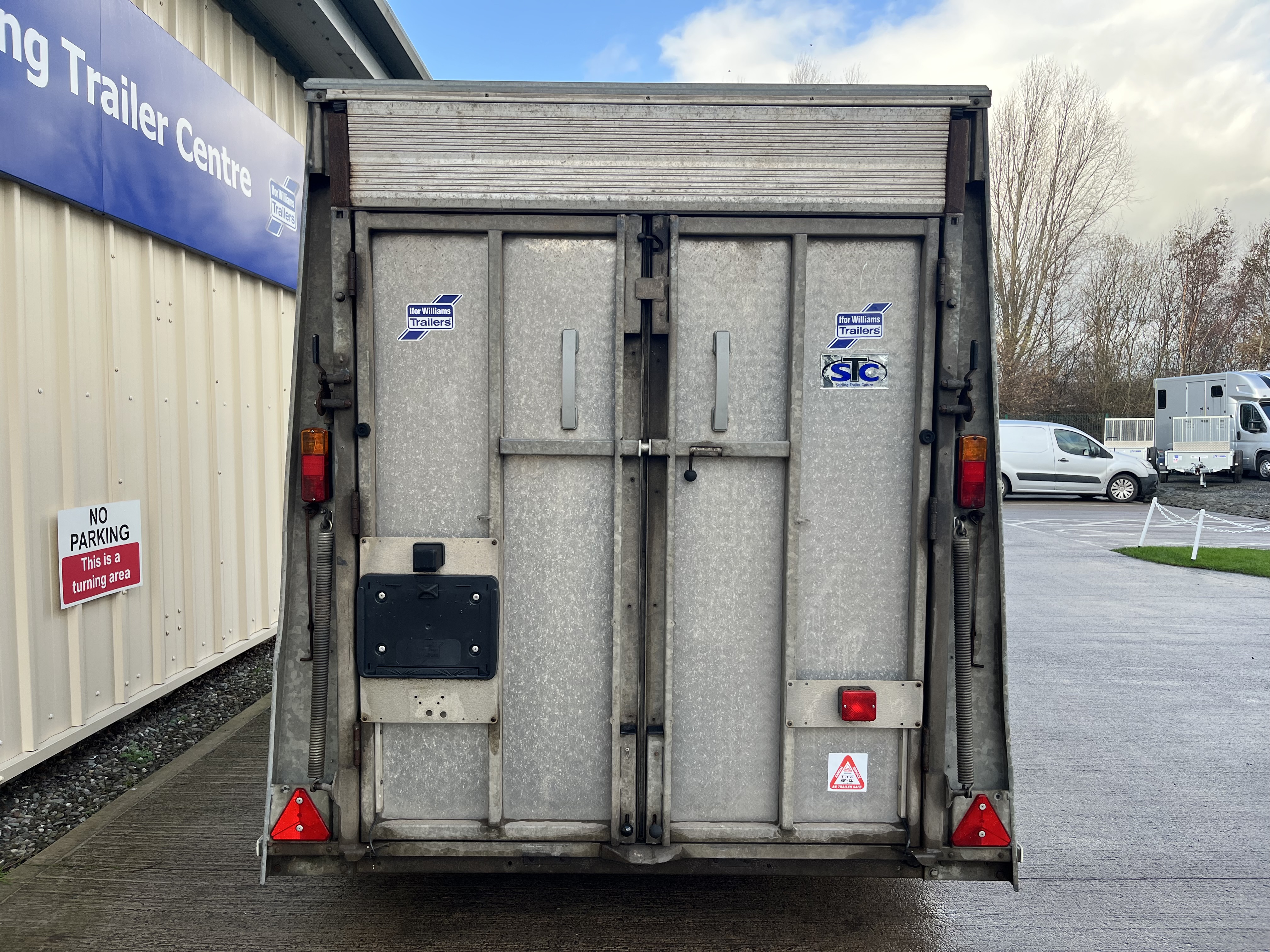 Alternative IFOR WILLIAMS BV105 7255 image