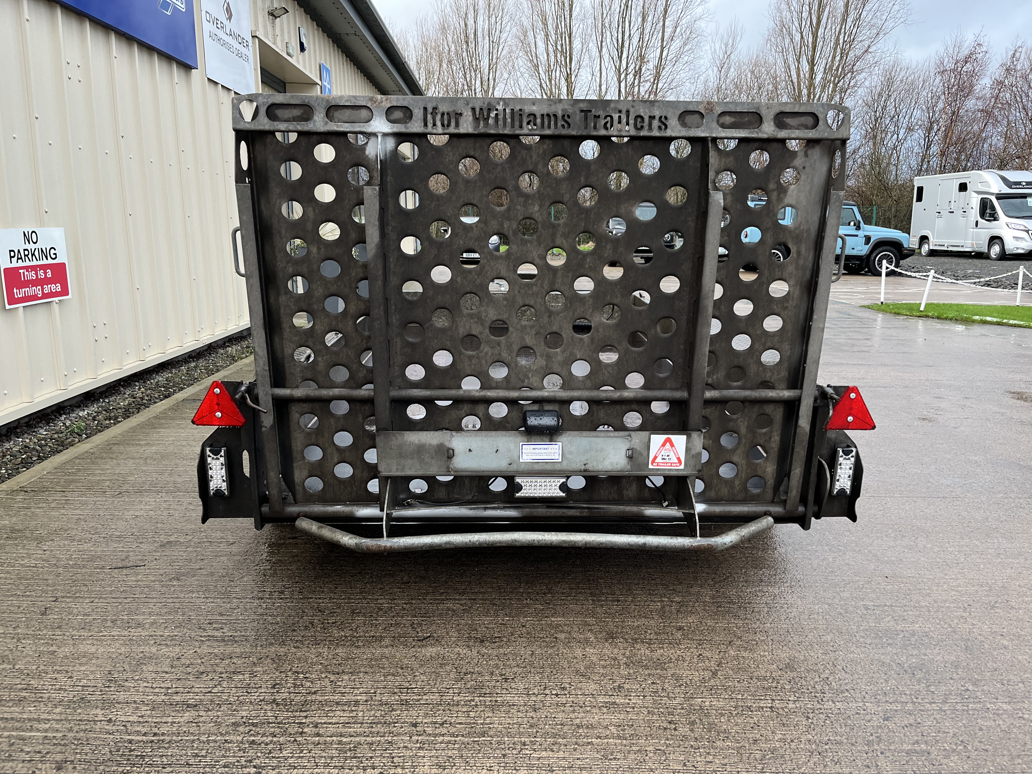 Alternative IFOR WILLIAMS GH1054 BT   6012 image