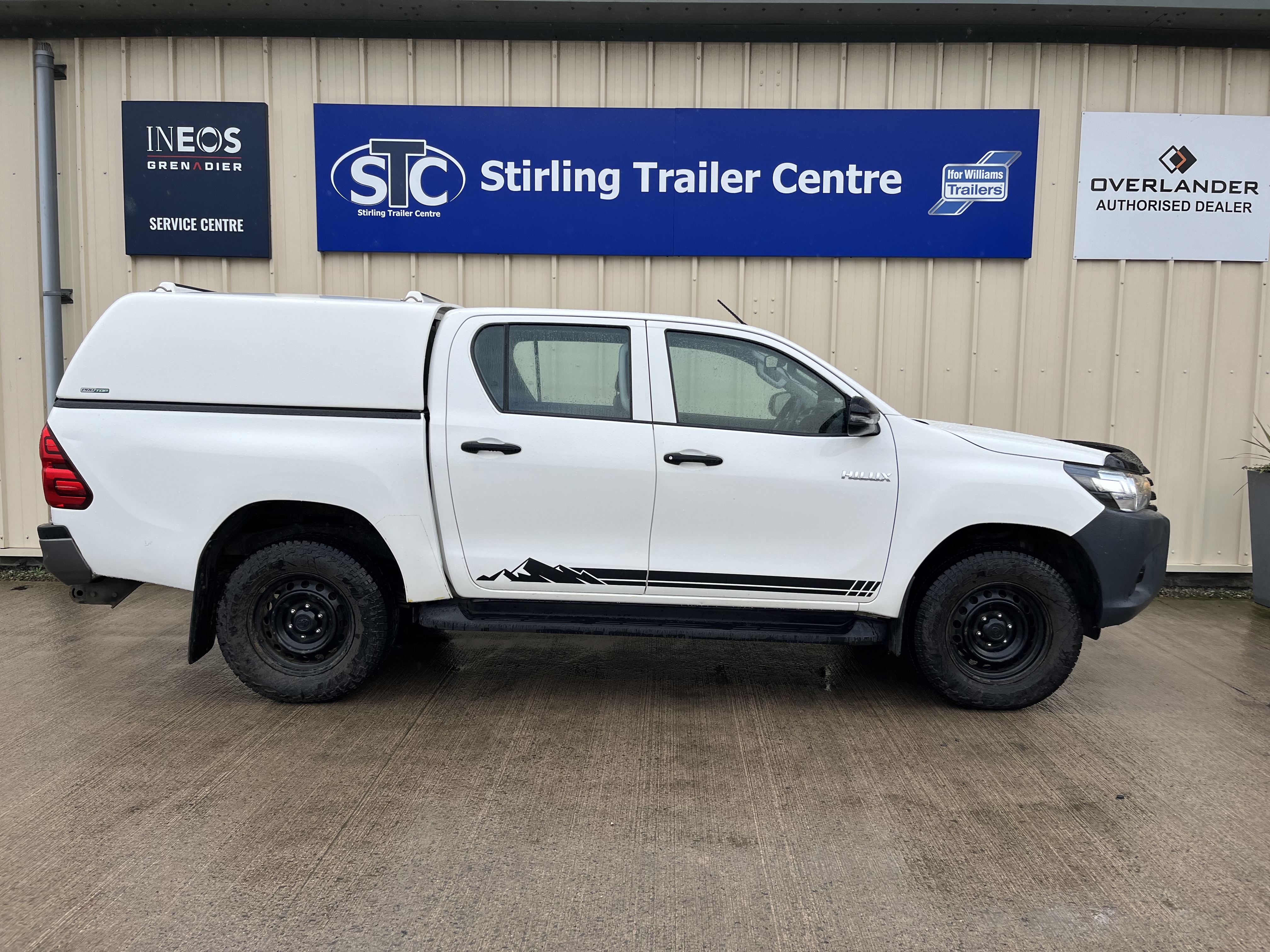 Alternative TOYOTA HILUX  image