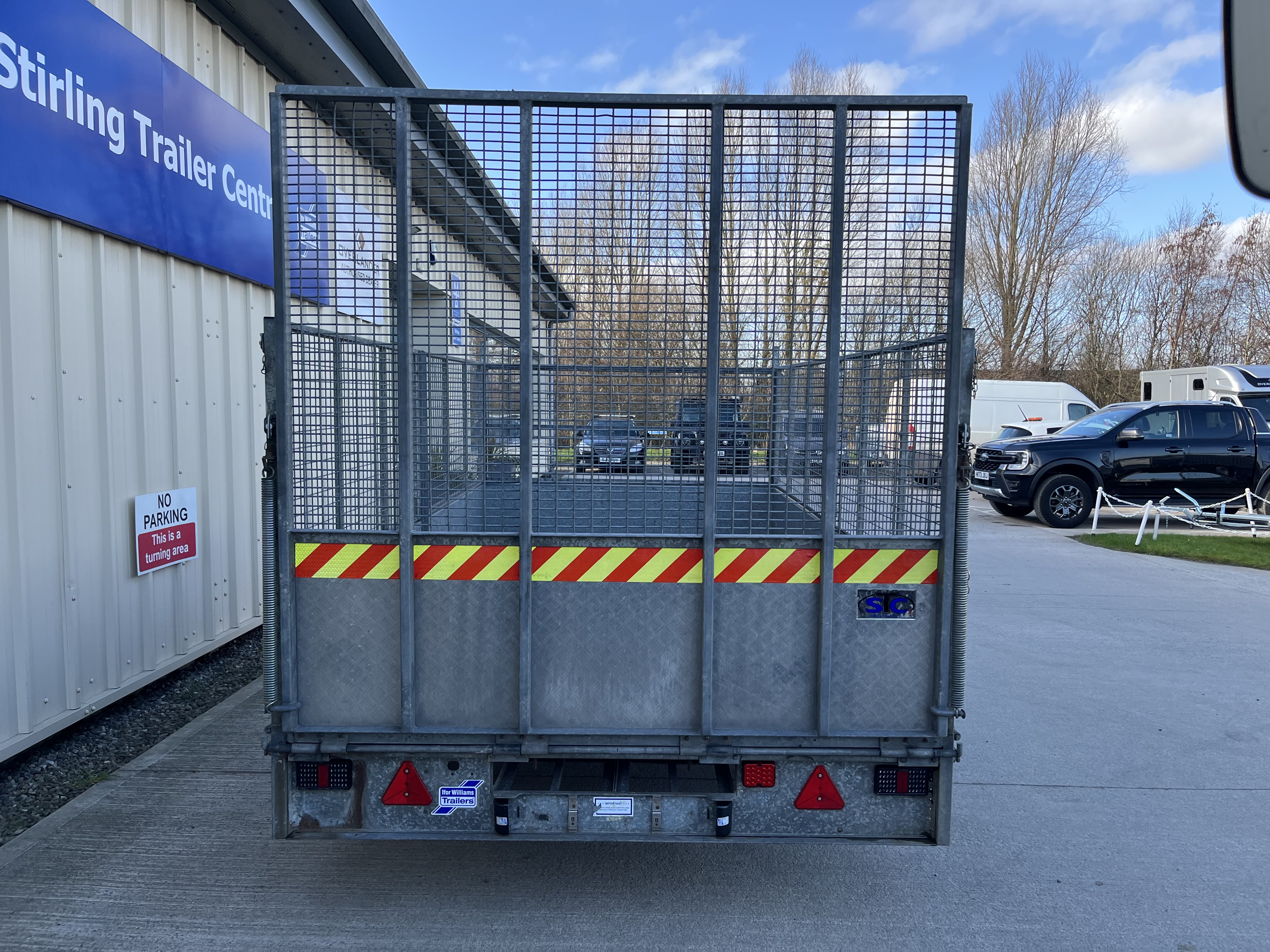 Alternative IFOR WILLIAMS LM126 image