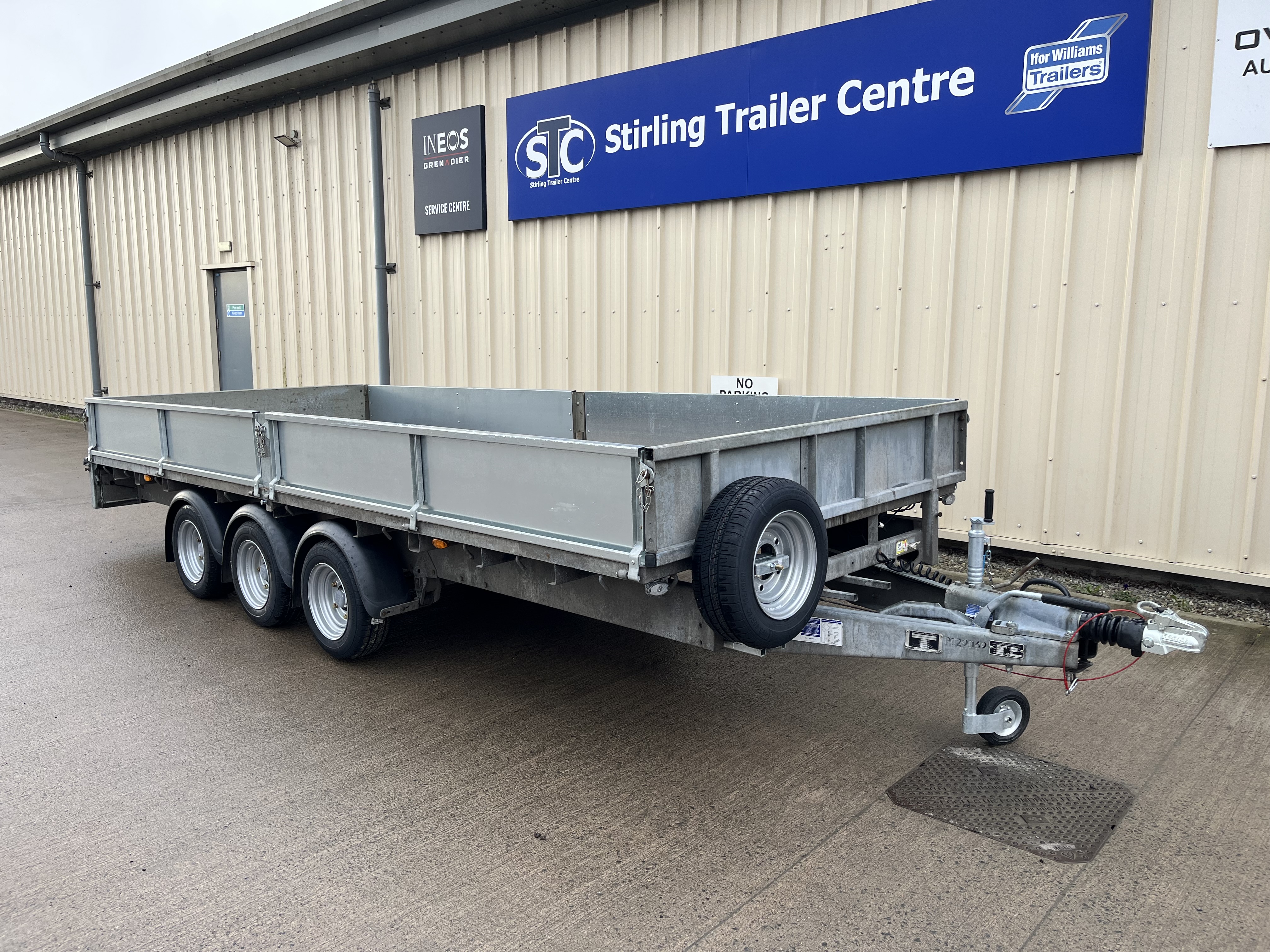 Alternative USED LM166 TRI     7449 image