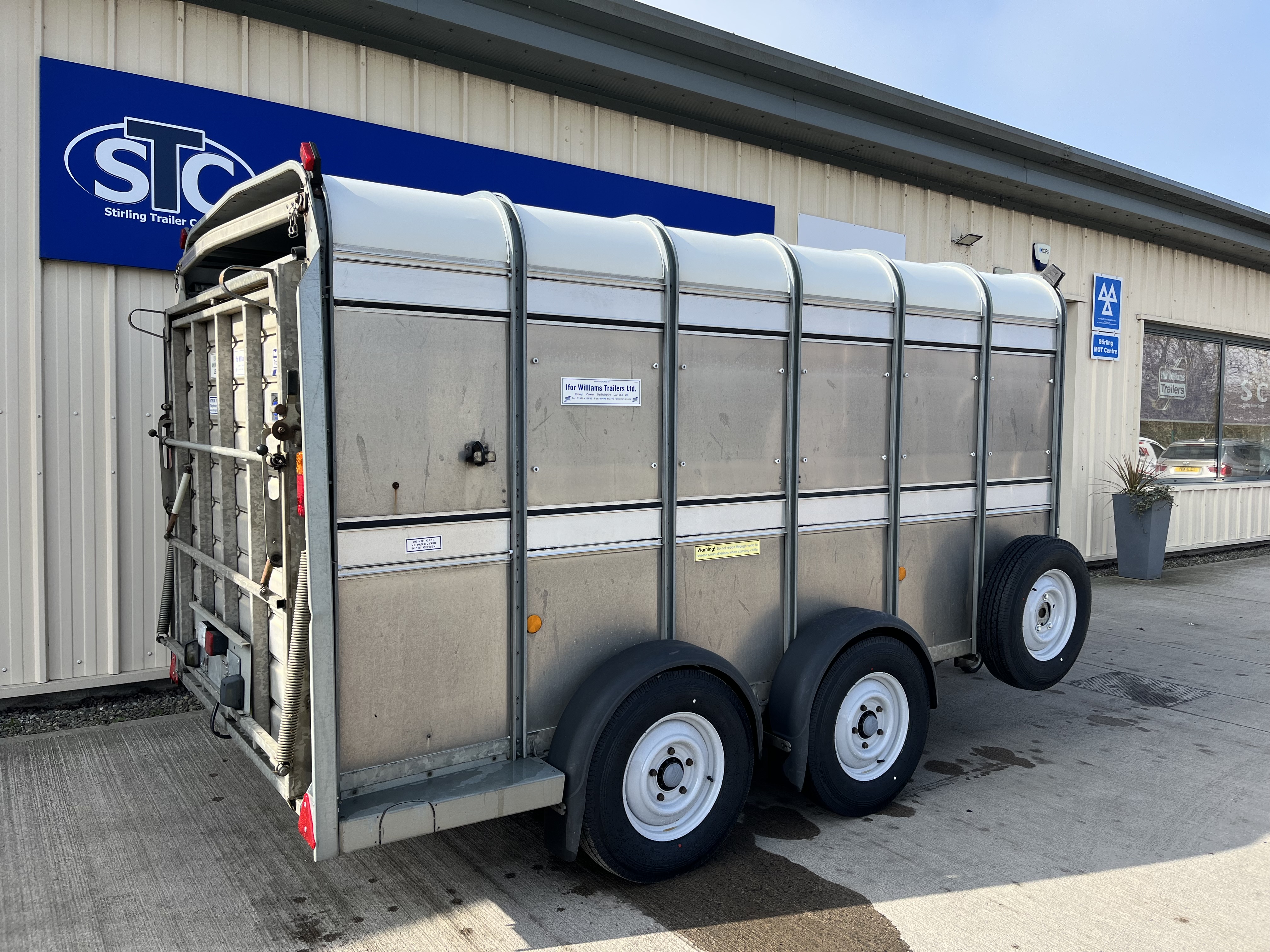 Alternative IFOR WILLIAMS TA510    1707 image