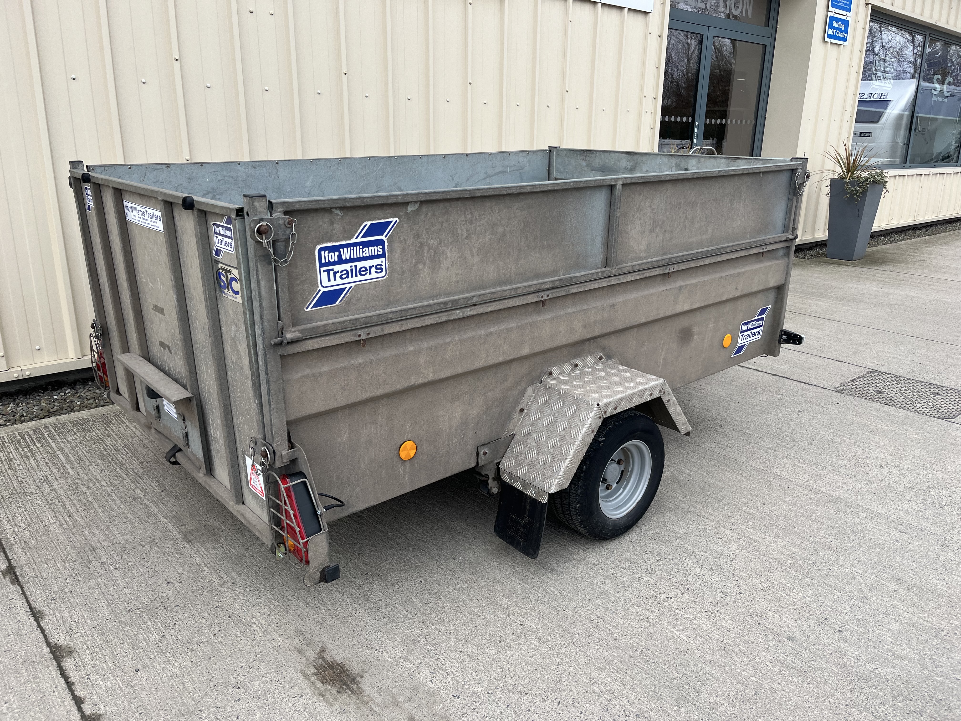 Alternative IFOR WILLIAMS Q8     9473 image