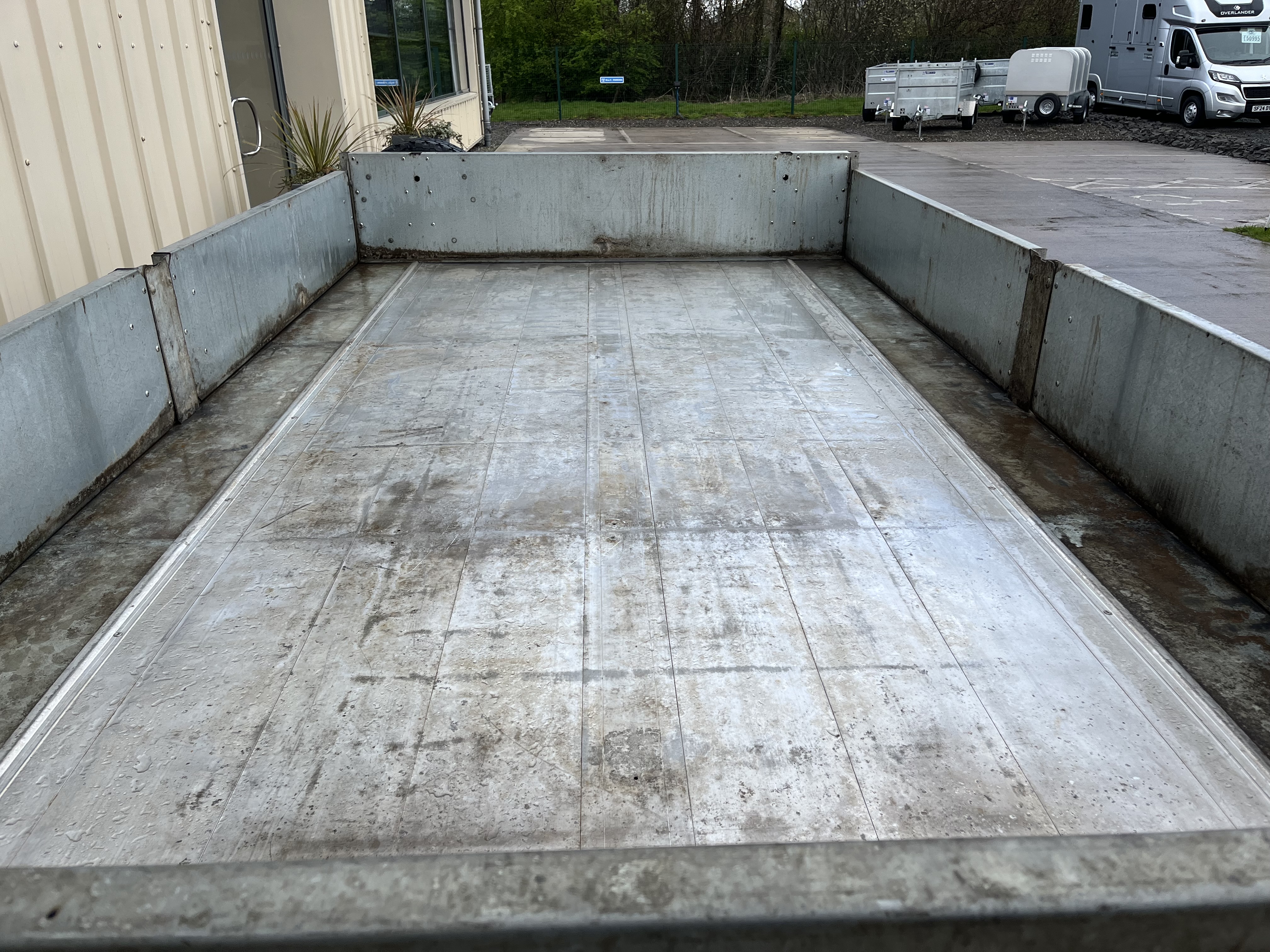 Alternative IFOR WILLIAMS TIPPER image