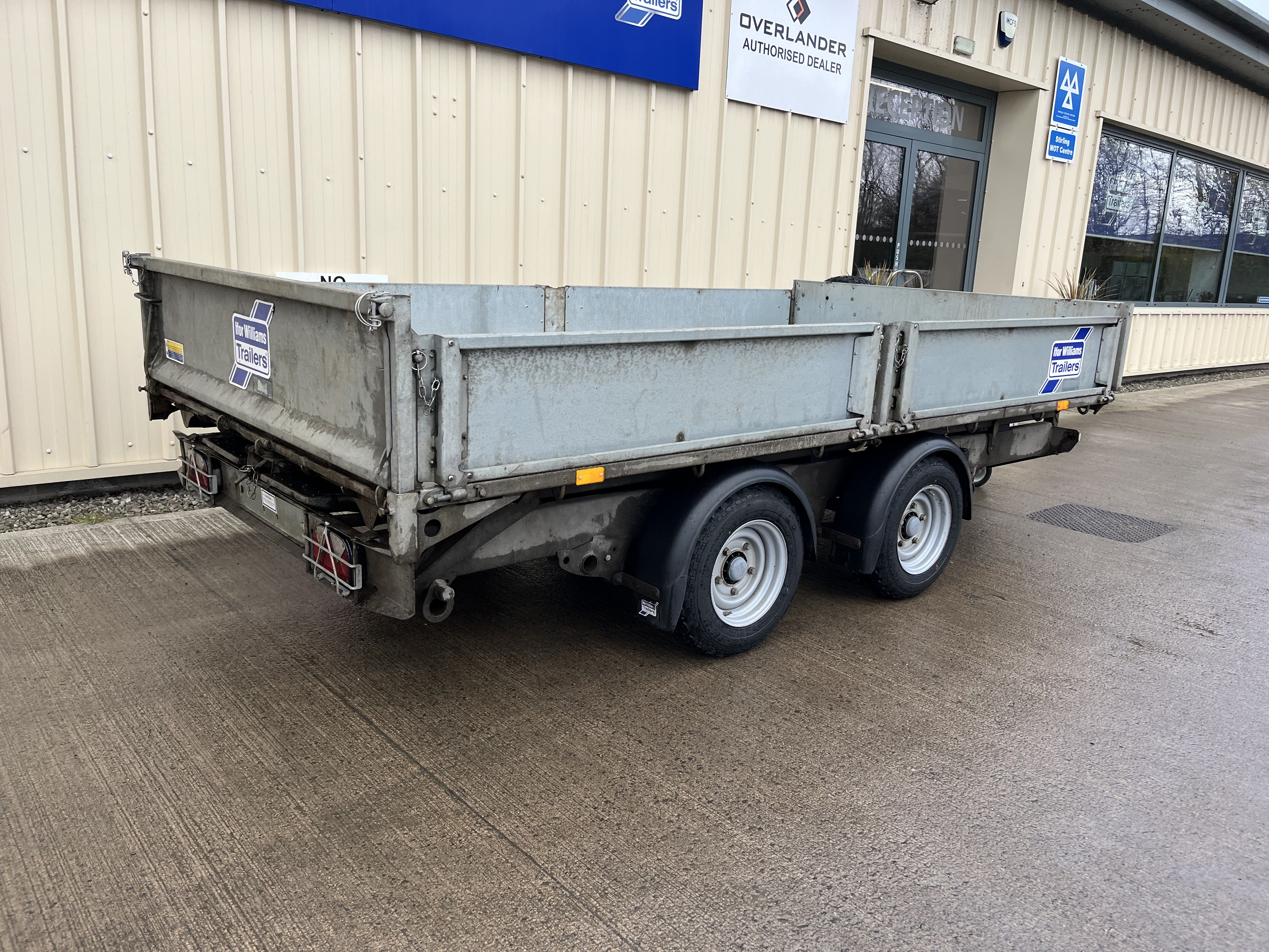 Alternative IFOR WILLIAMS TIPPER image