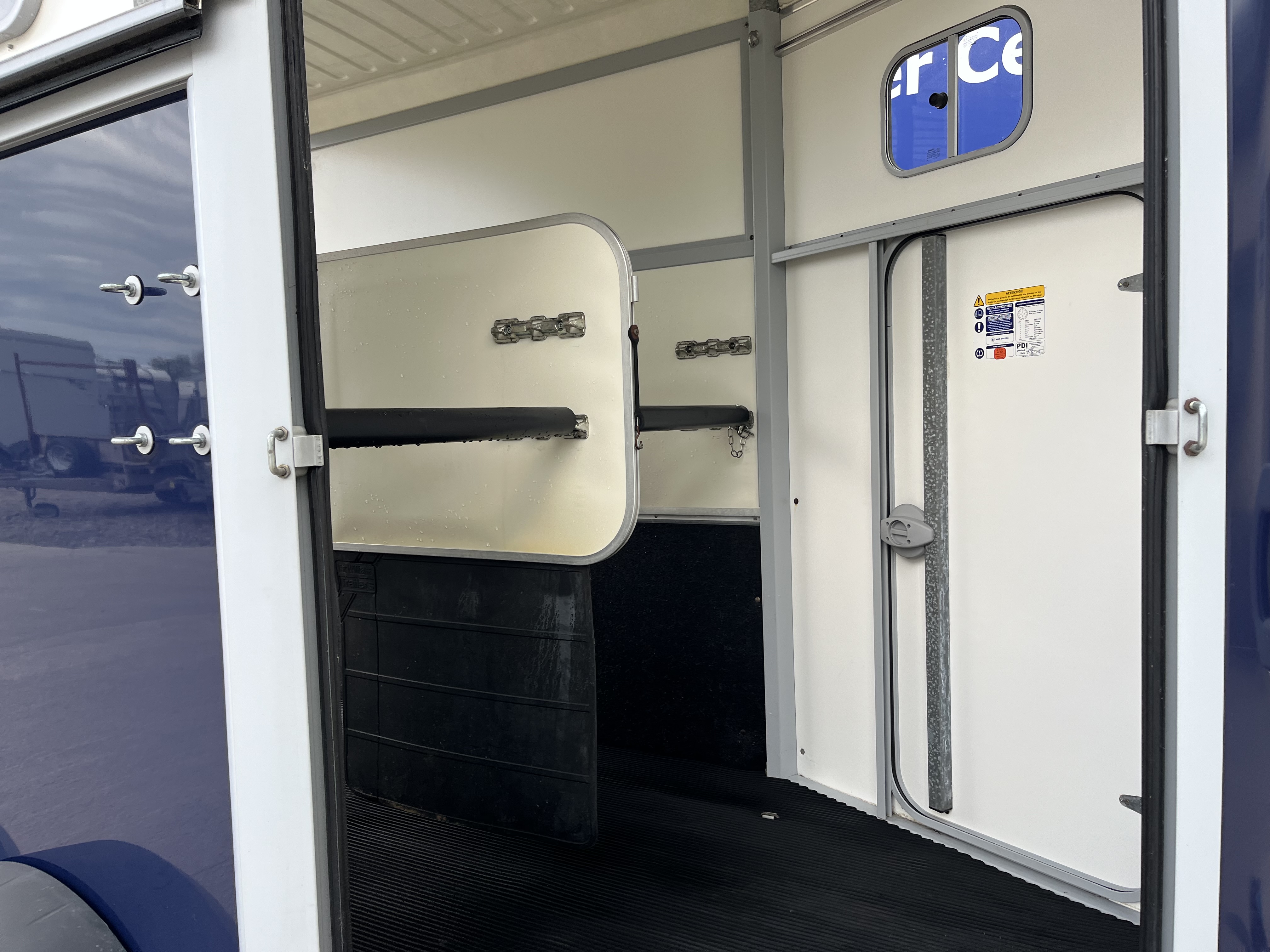 Alternative IFOR WILLIAMS HB506     2252 image