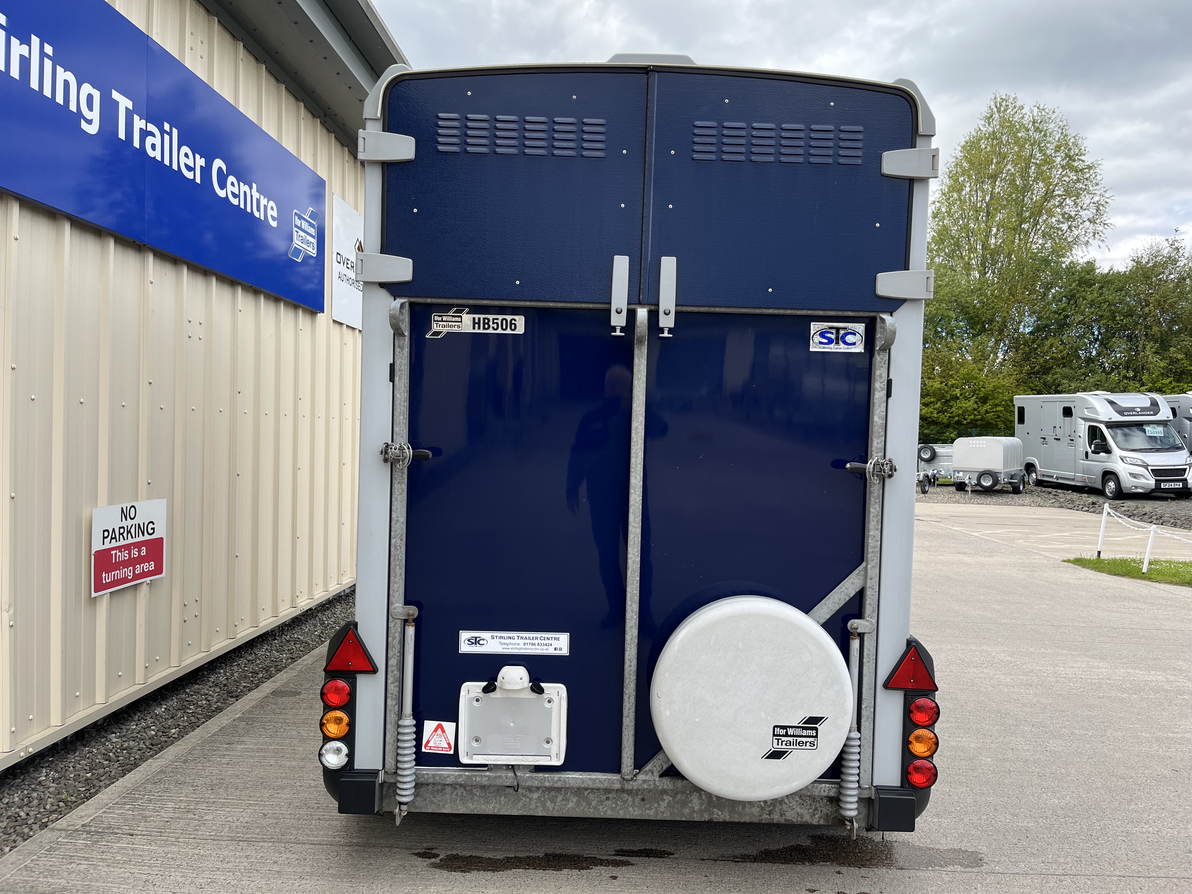 Alternative IFOR WILLIAMS HB506     2252 image
