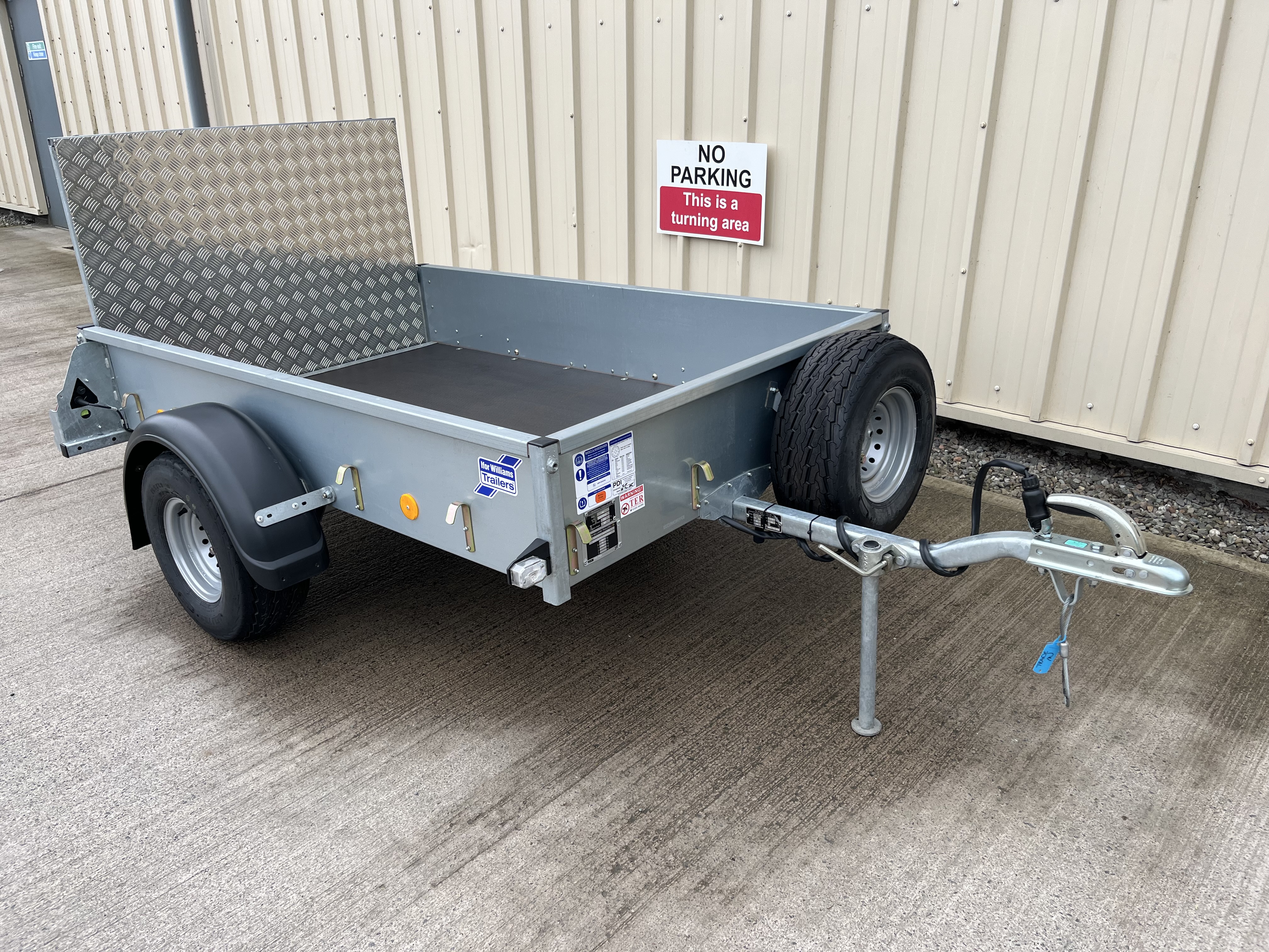 IFOR WILLIAMS P6      9145 image