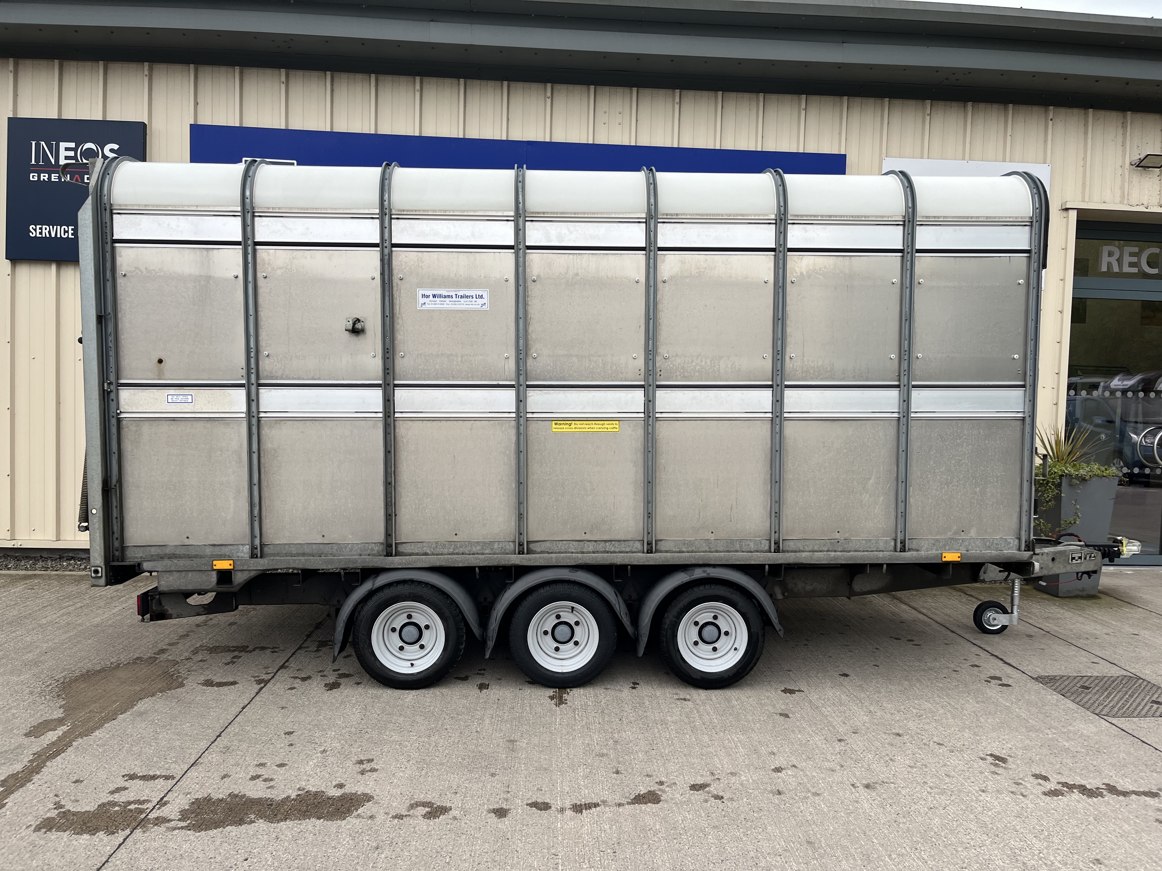 Alternative IFOR WILLIAMS DP120 14X6 TRI        2409 image