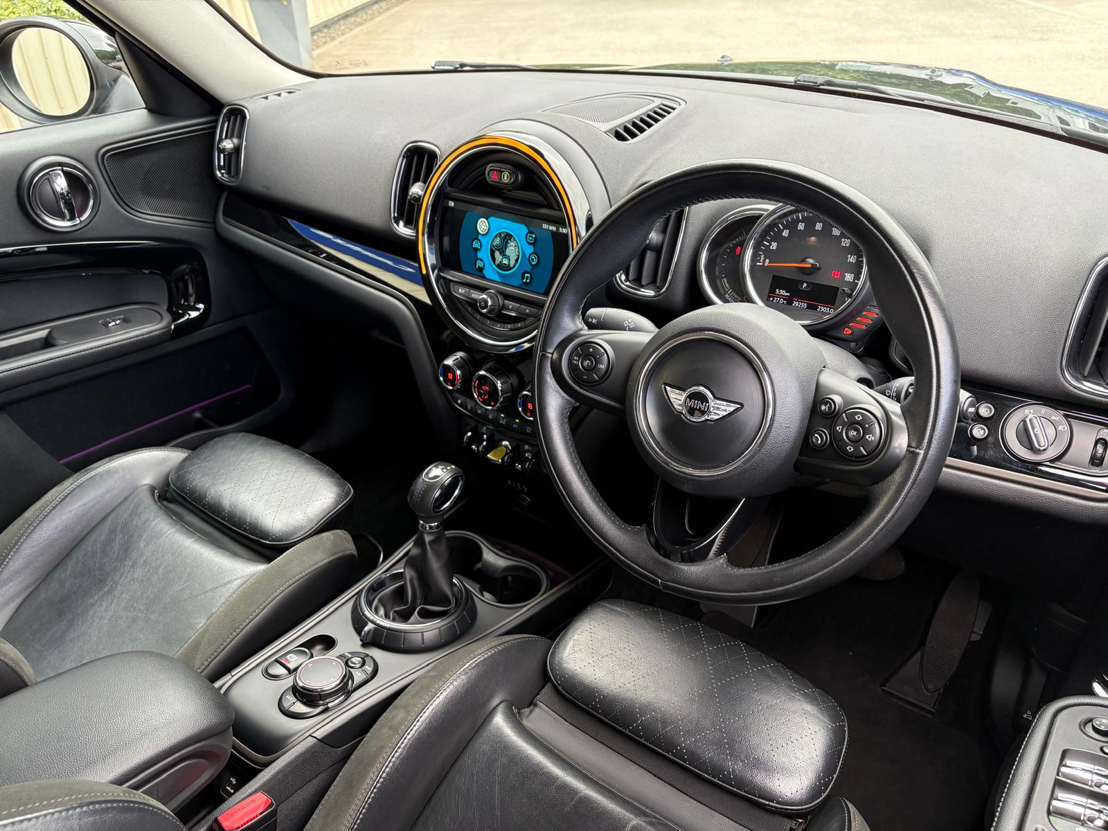 Alternative MINI COUNTRYMAN COOPER image
