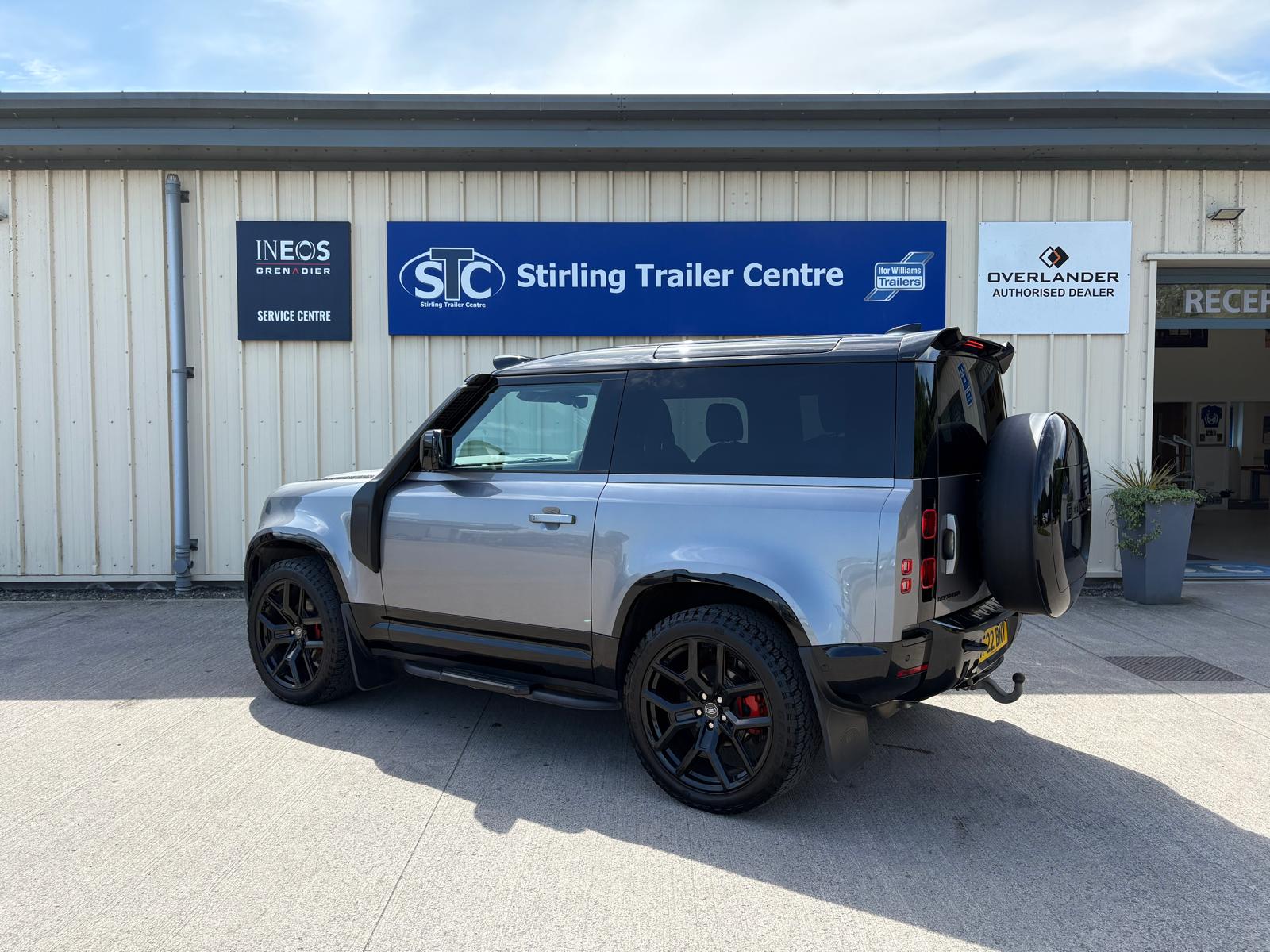 Alternative LAND ROVER DEFENDER image
