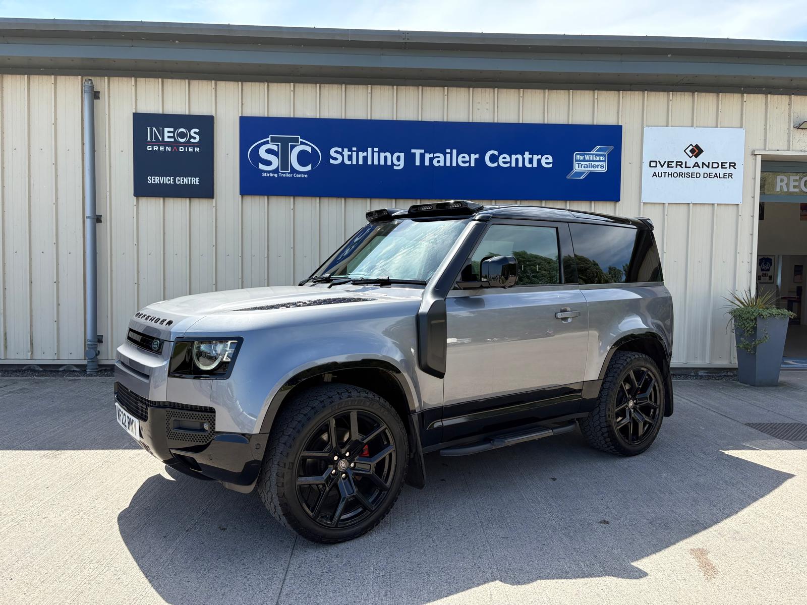 Alternative LAND ROVER DEFENDER image