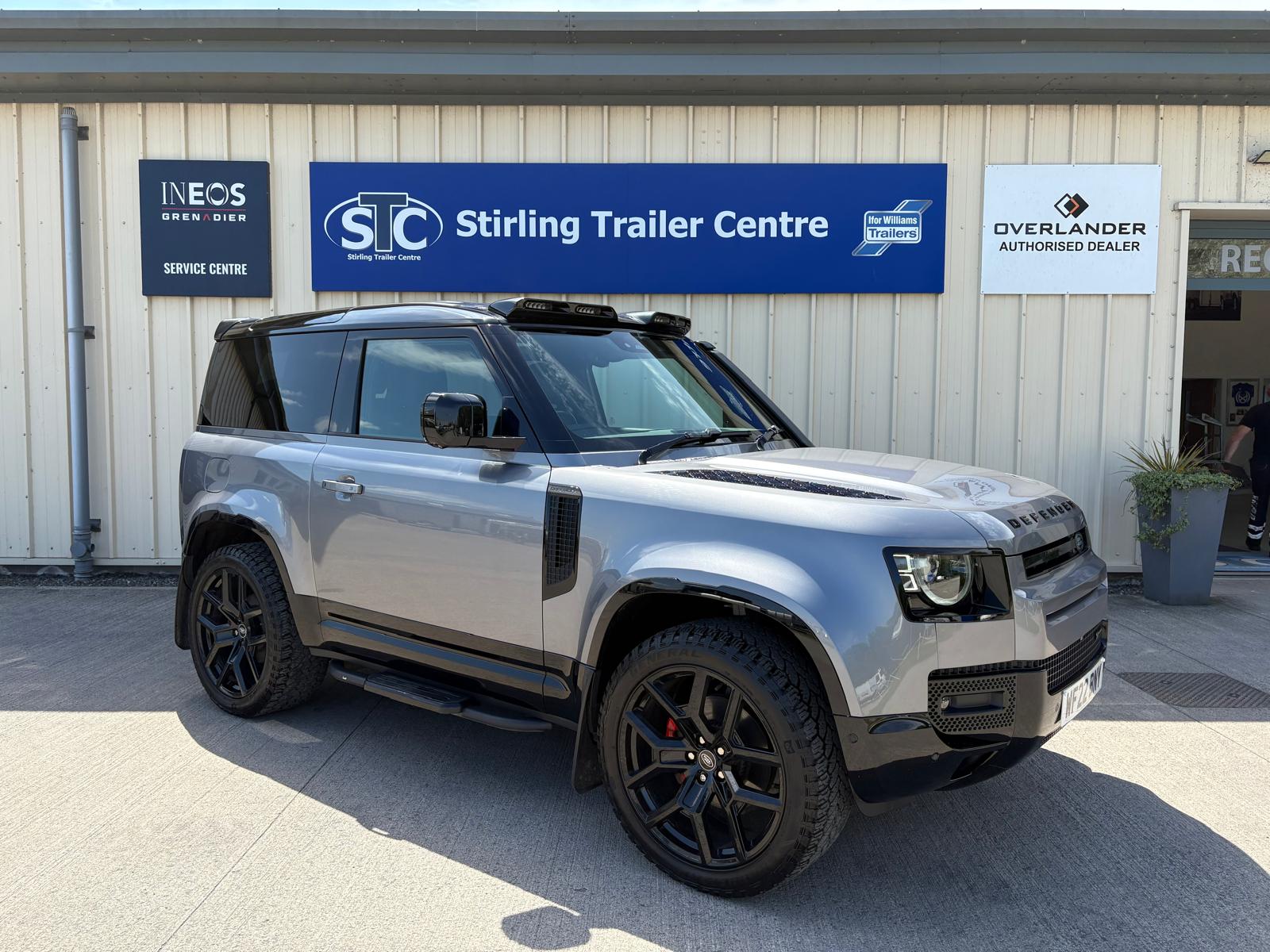 Alternative LAND ROVER DEFENDER image