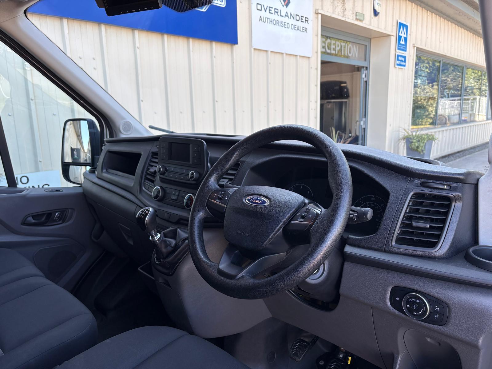 Alternative FORD TRANSIT LEADER image