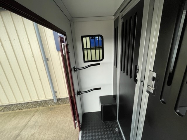 Alternative R240 image