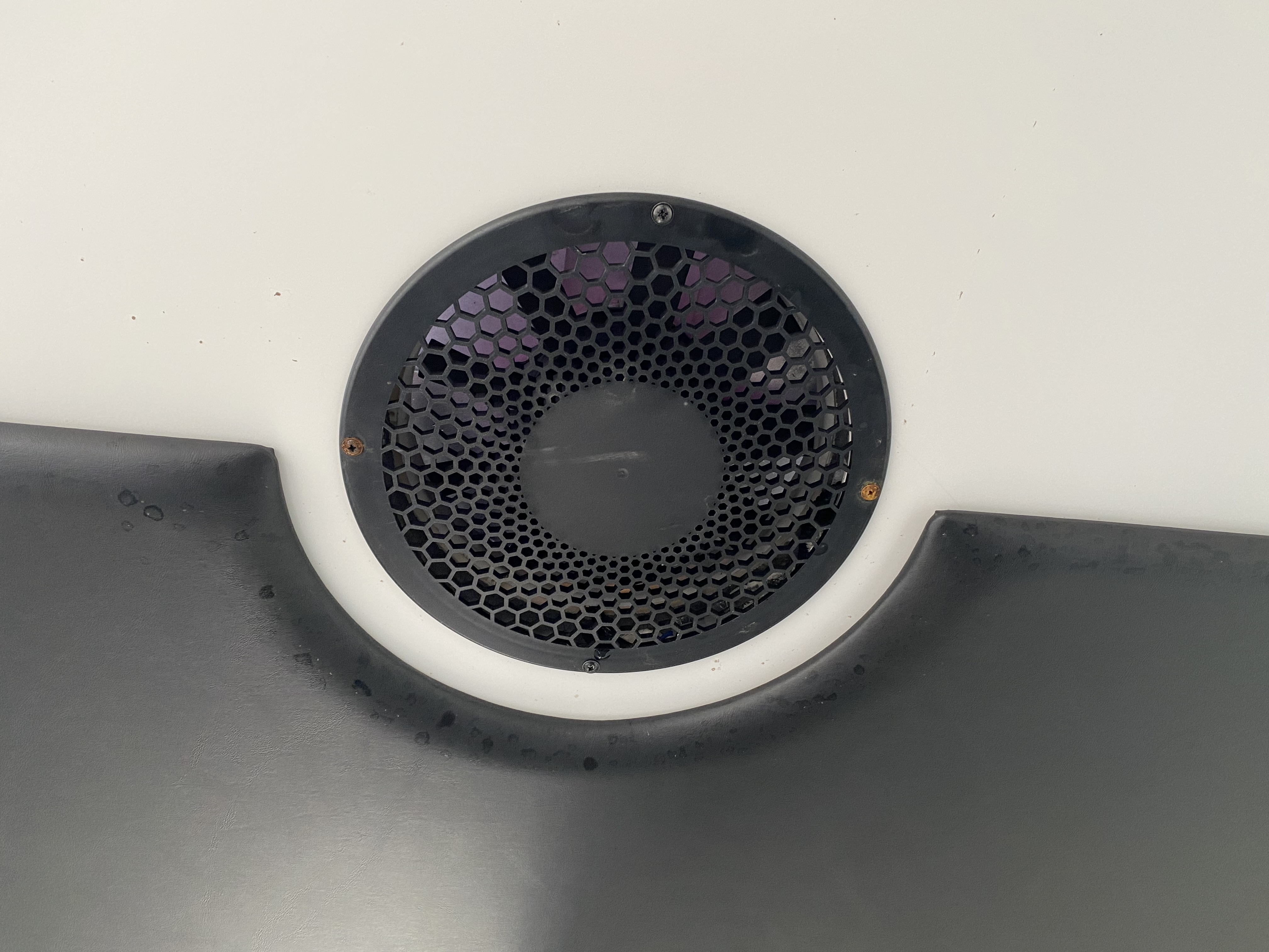 Alternative R240 image