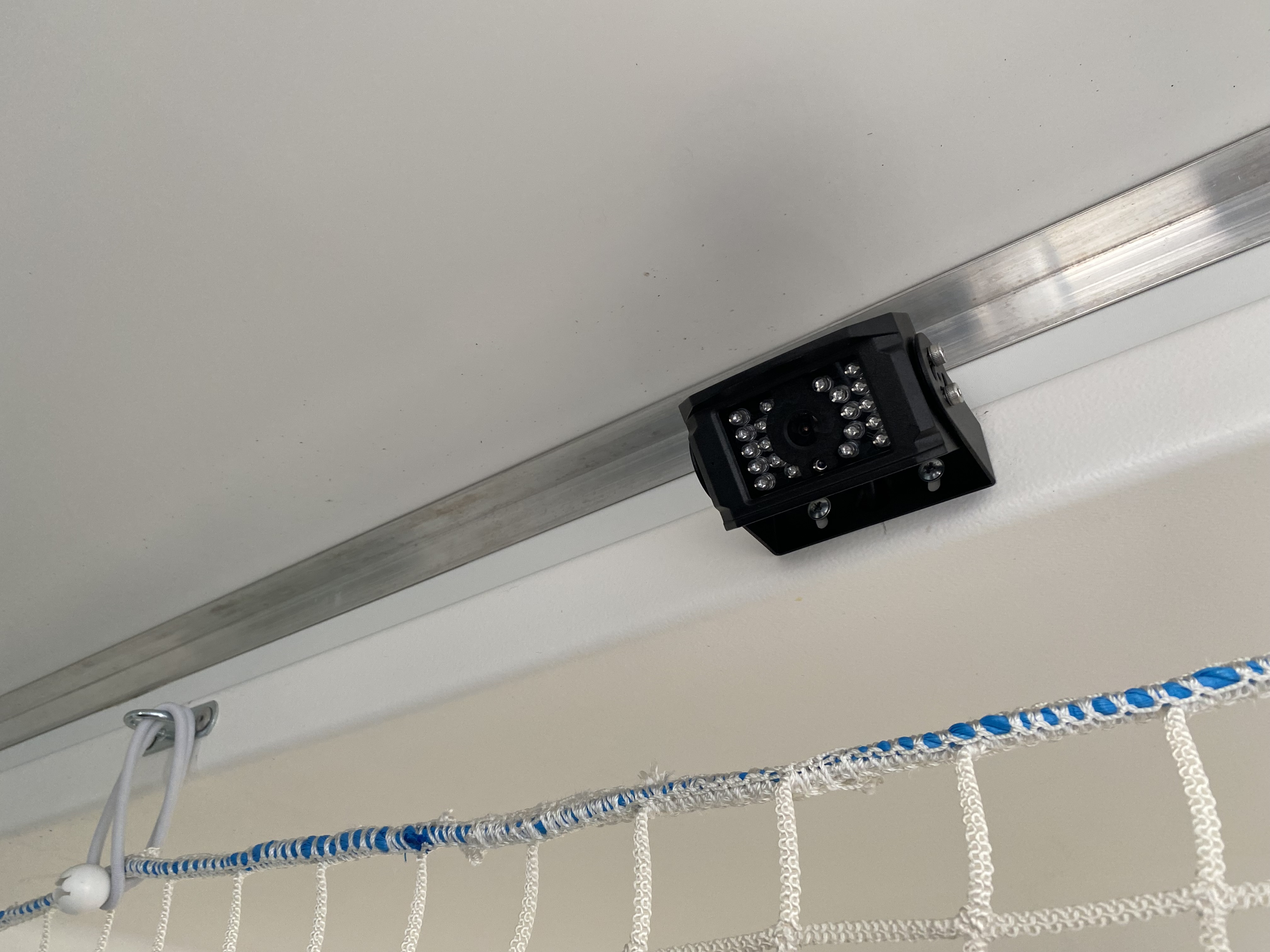 Alternative R240 image