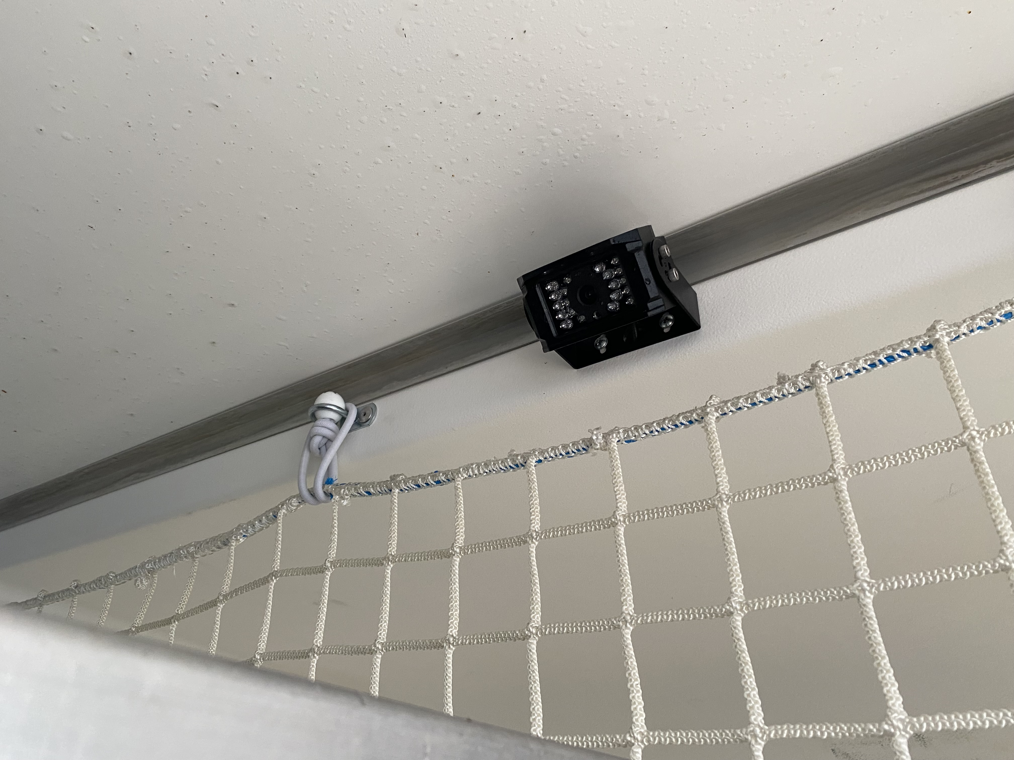 Alternative R240 image