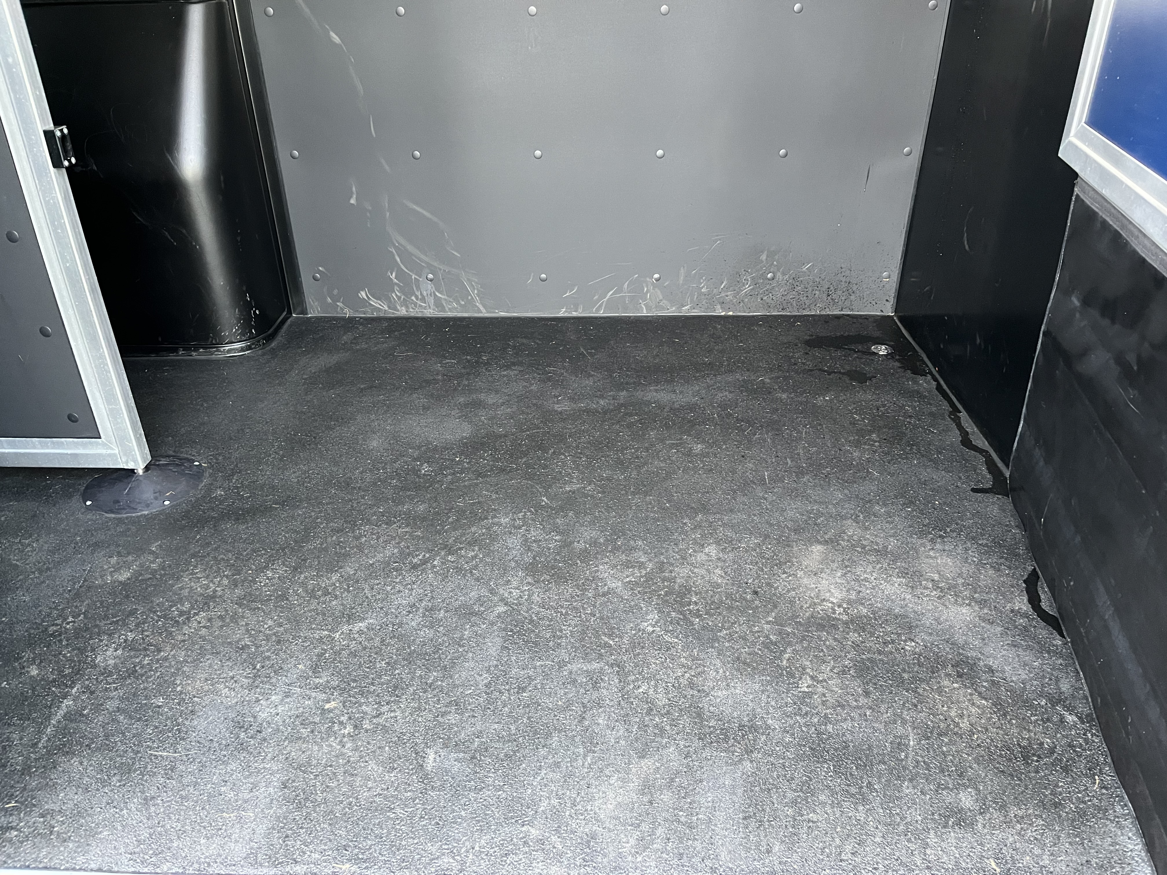 Alternative R240 image