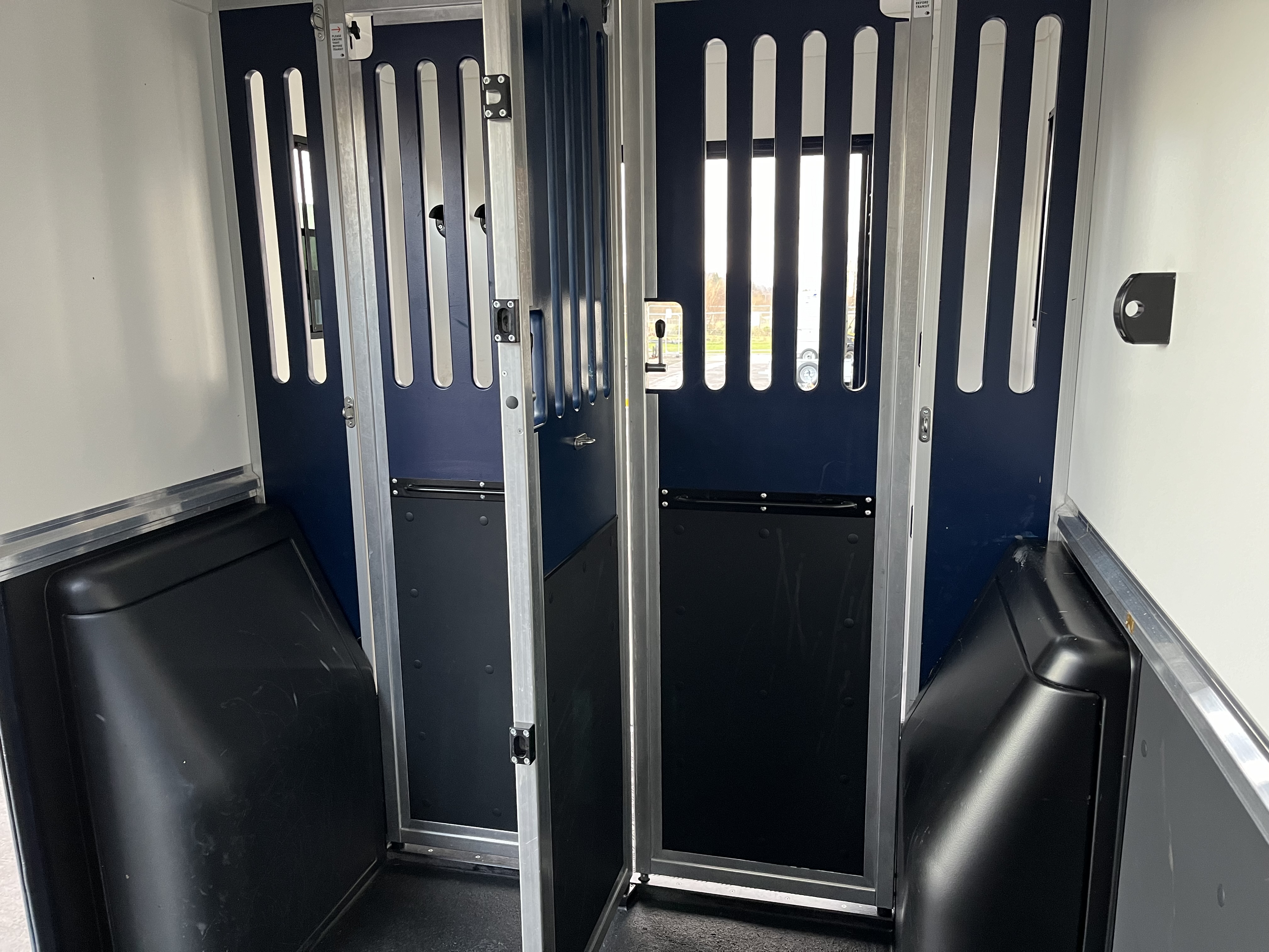 Alternative R240 image