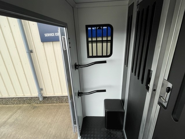 Alternative R240 image