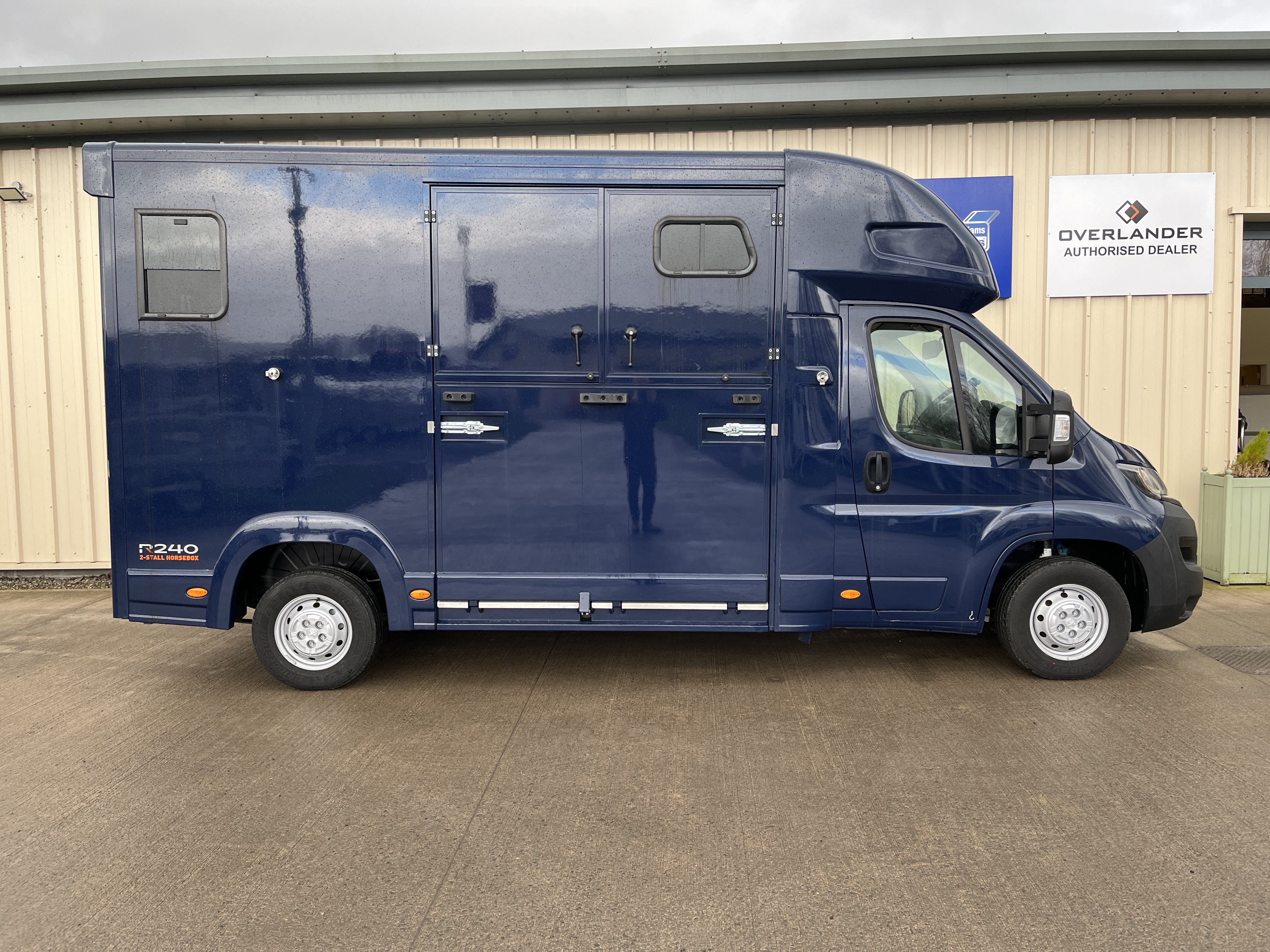 Alternative R240 image